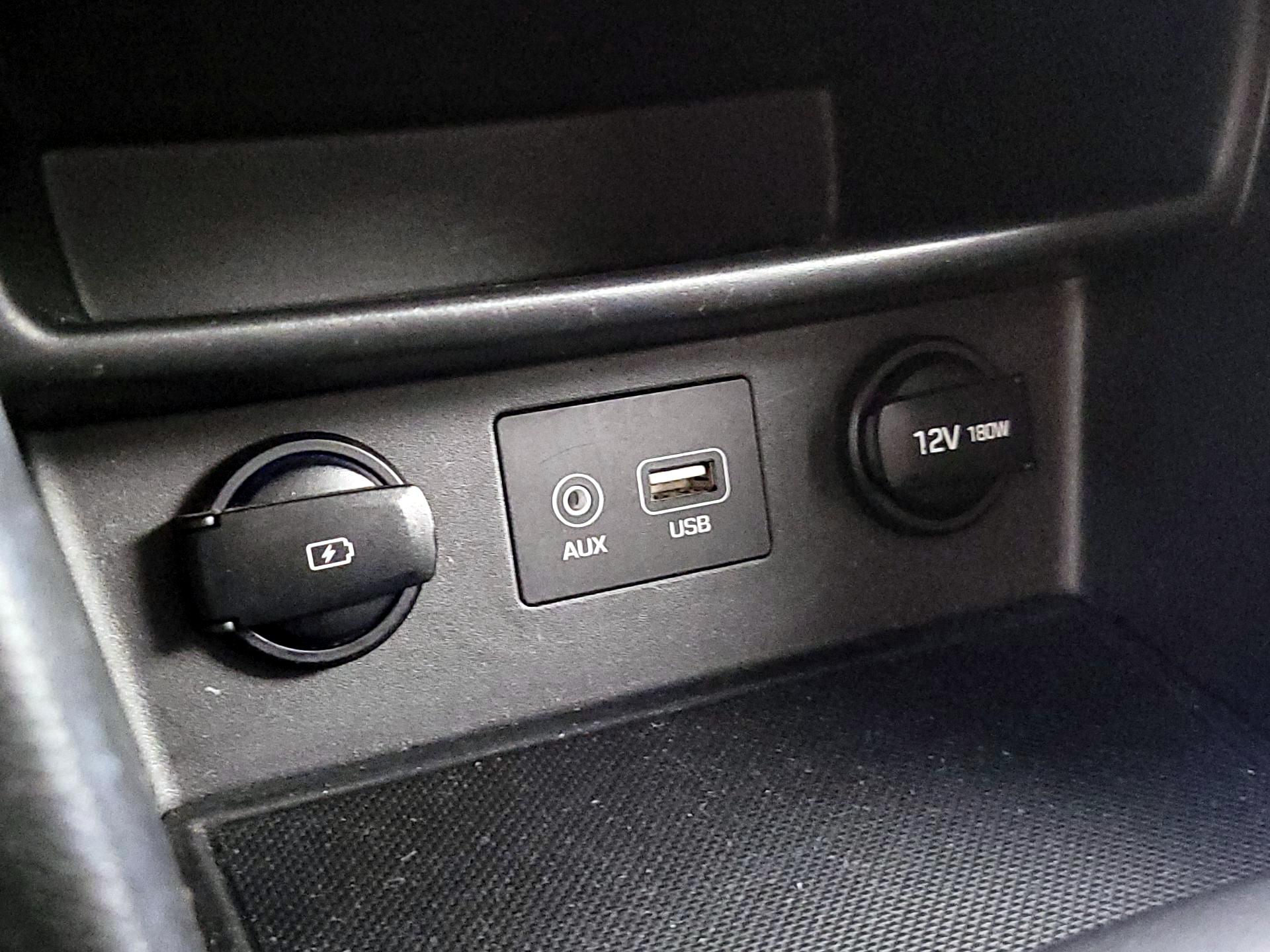 Thumbnail: 2020 Hyundai Kona - 18