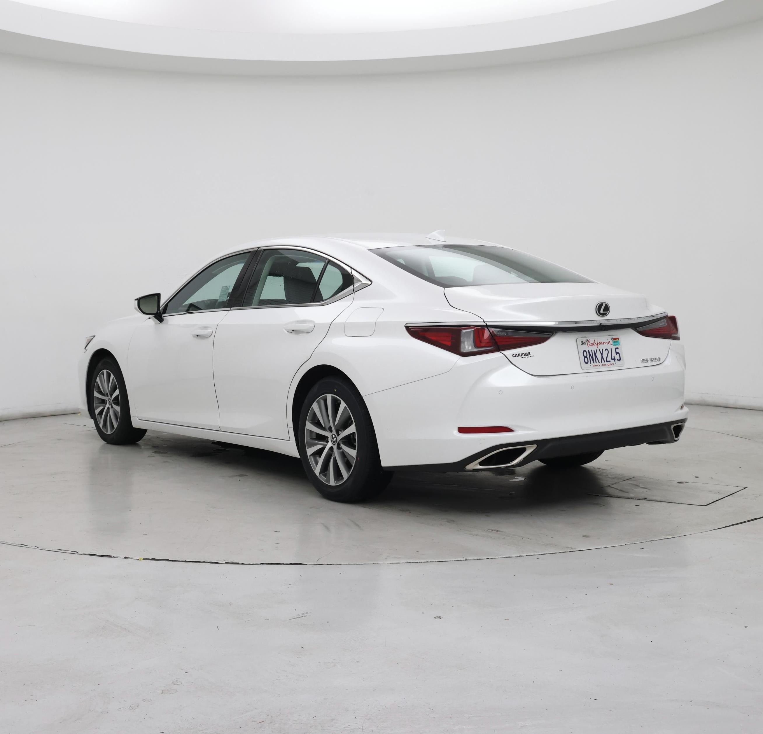 Thumbnail: 2020 Lexus ES - 2