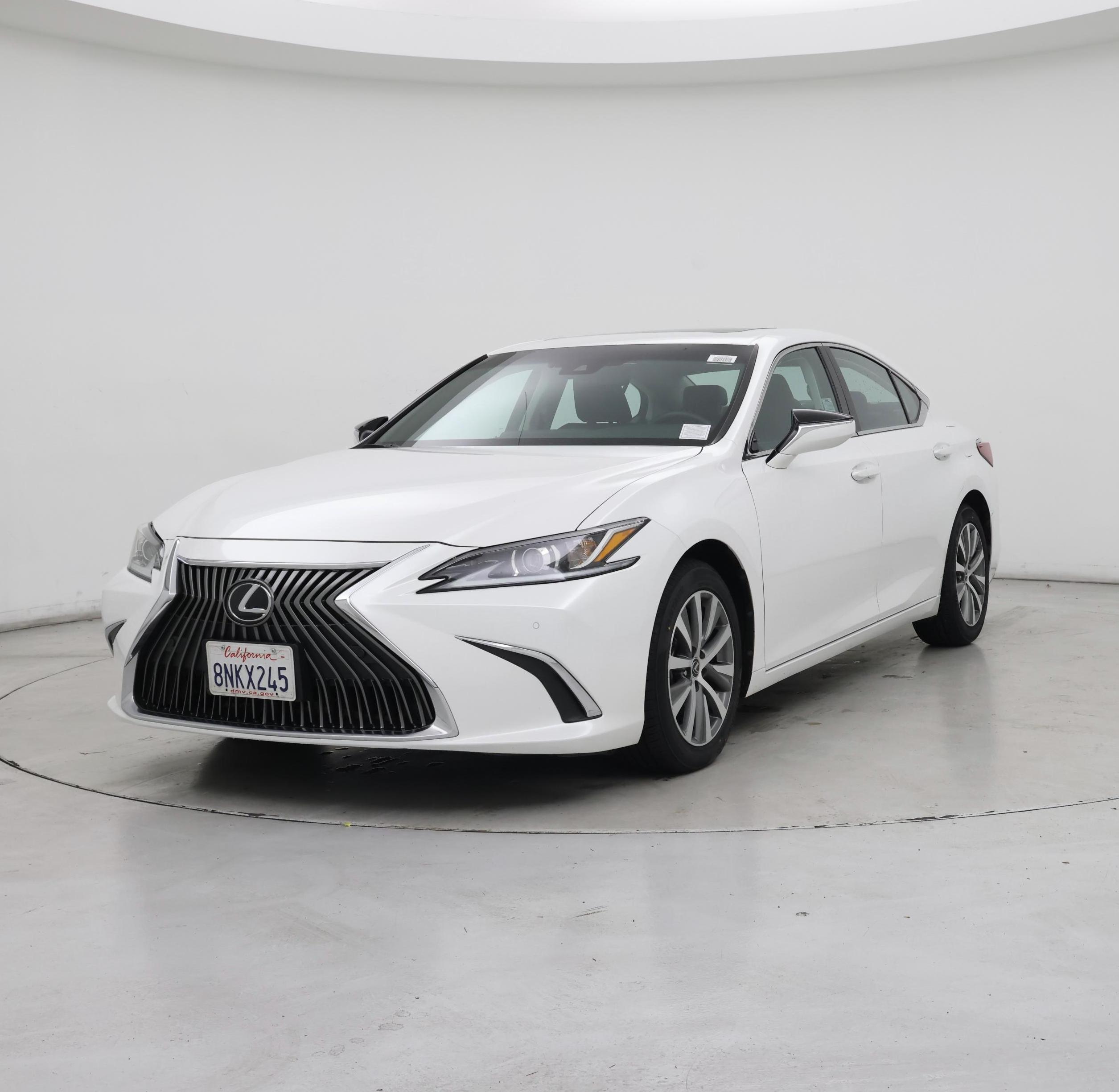 Thumbnail: 2020 Lexus ES - 4