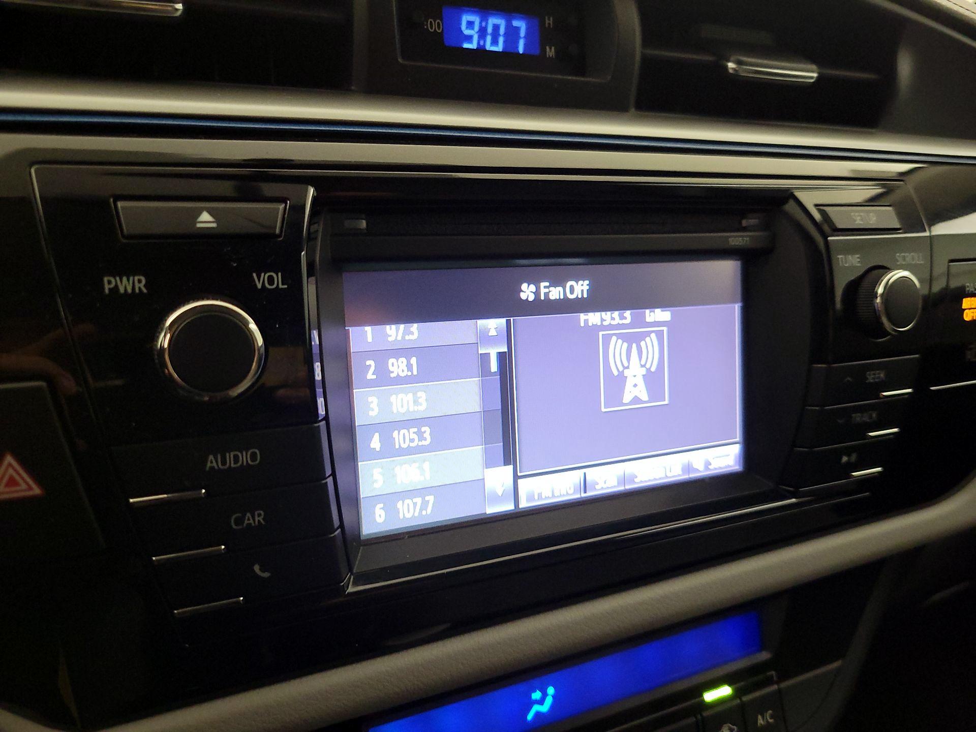 Thumbnail: 2016 Toyota Corolla - 15