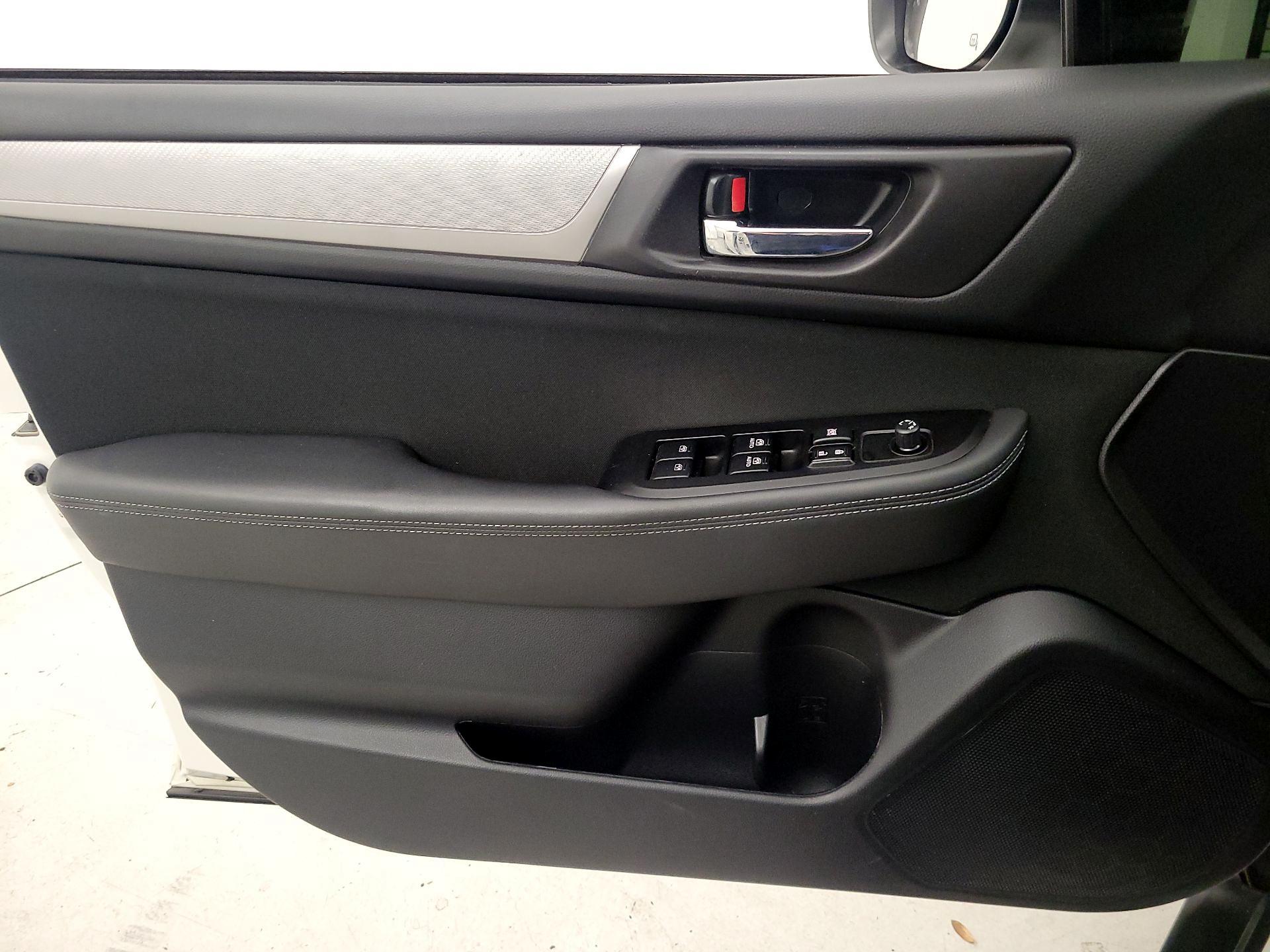 Thumbnail: 2018 Subaru Outback - 12