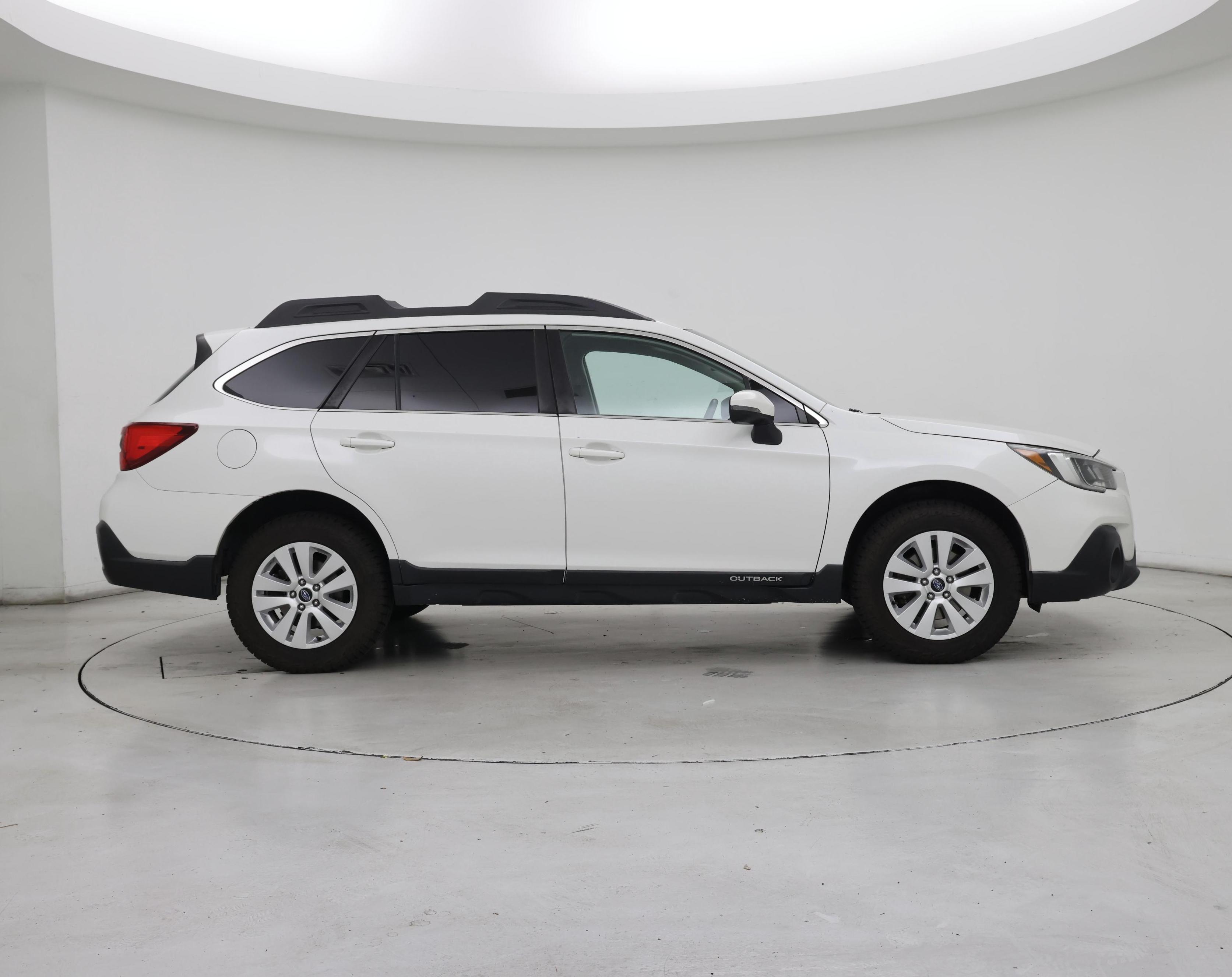 Thumbnail: 2018 Subaru Outback - 7