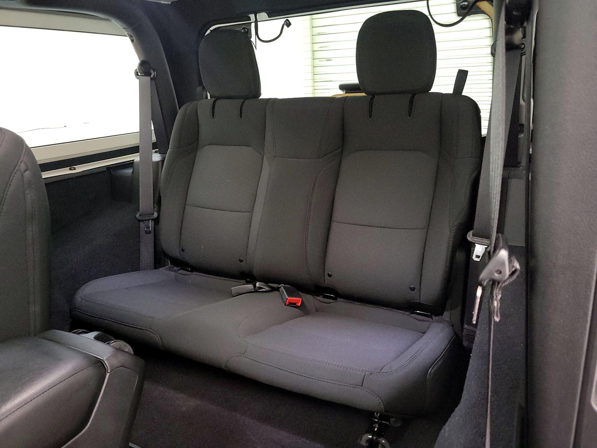 Thumbnail: 2022 Jeep Wrangler - 20