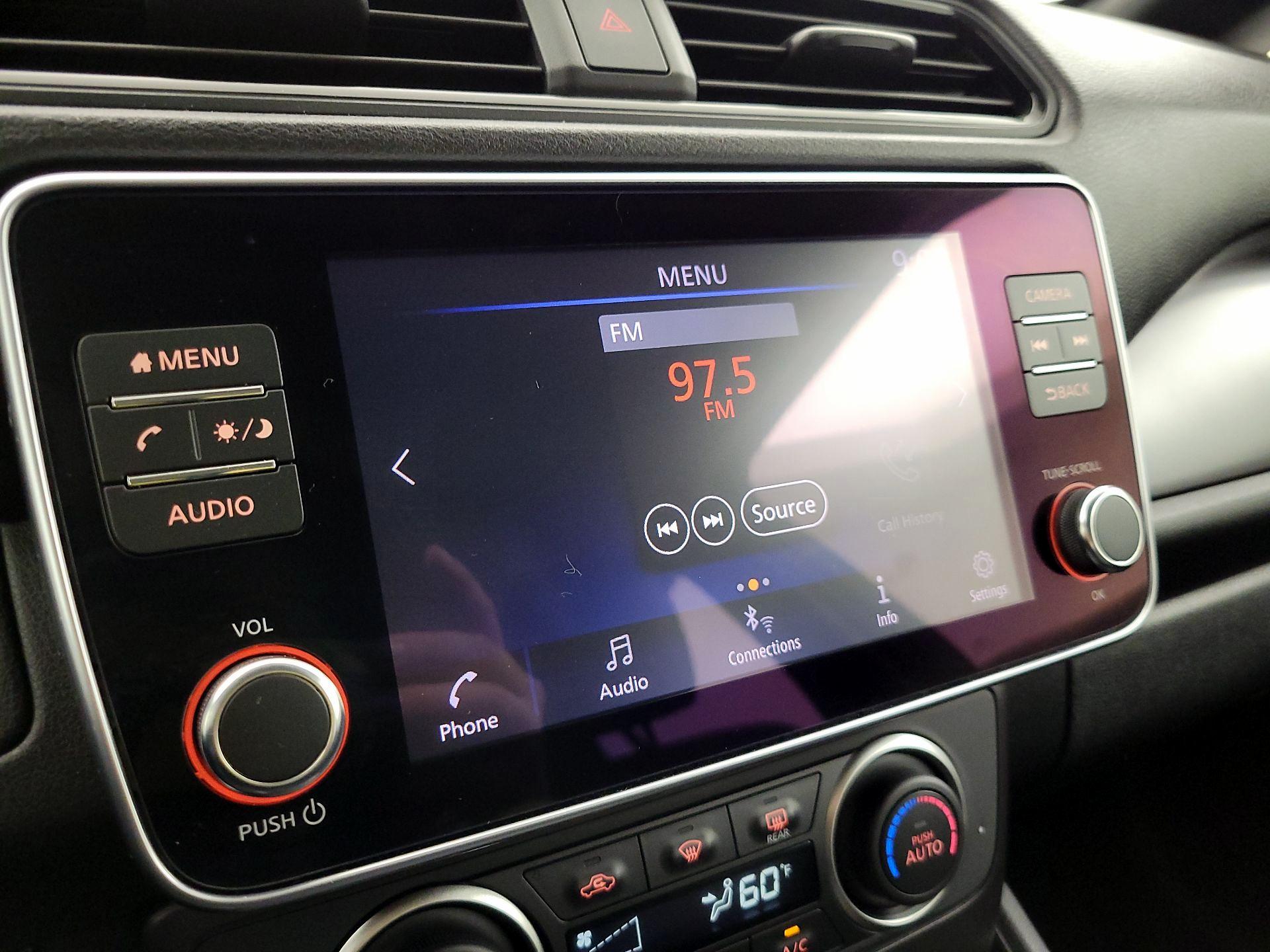 Thumbnail: 2019 Nissan Leaf - 15