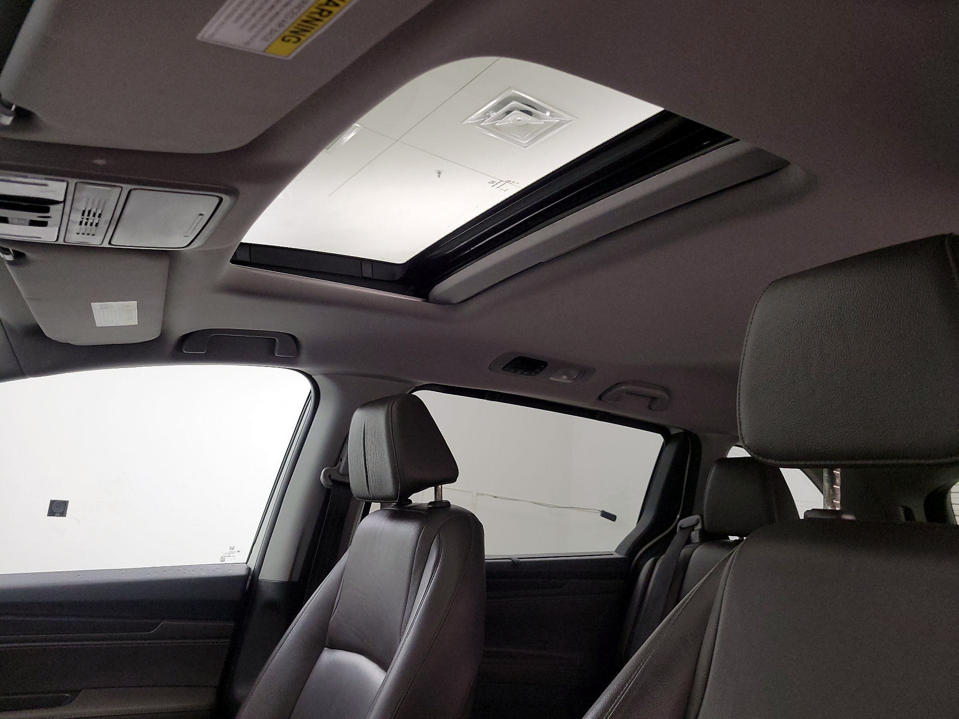 Thumbnail: 2018 Honda Odyssey - 19