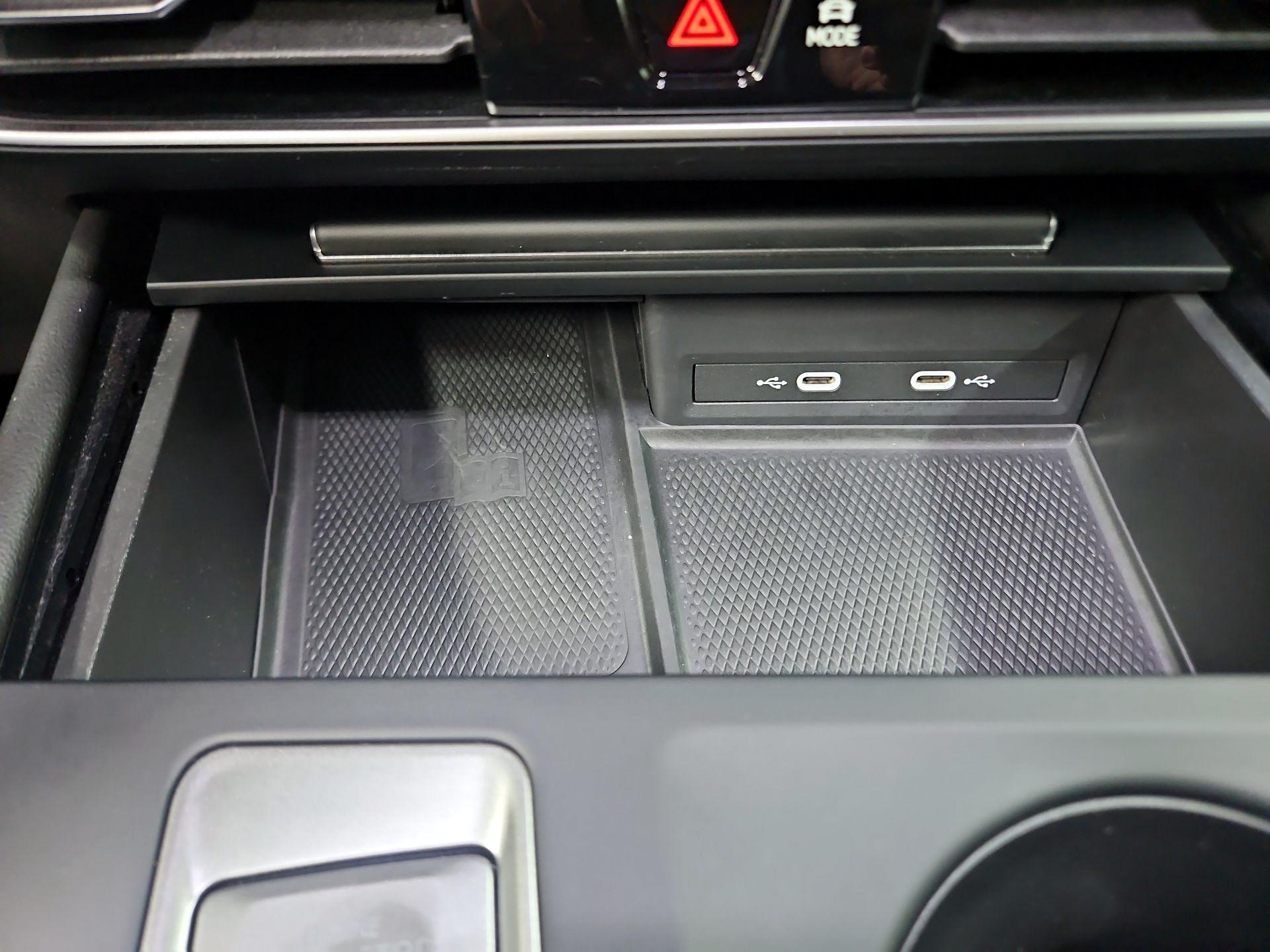 Thumbnail: 2024 Volkswagen Atlas - 18