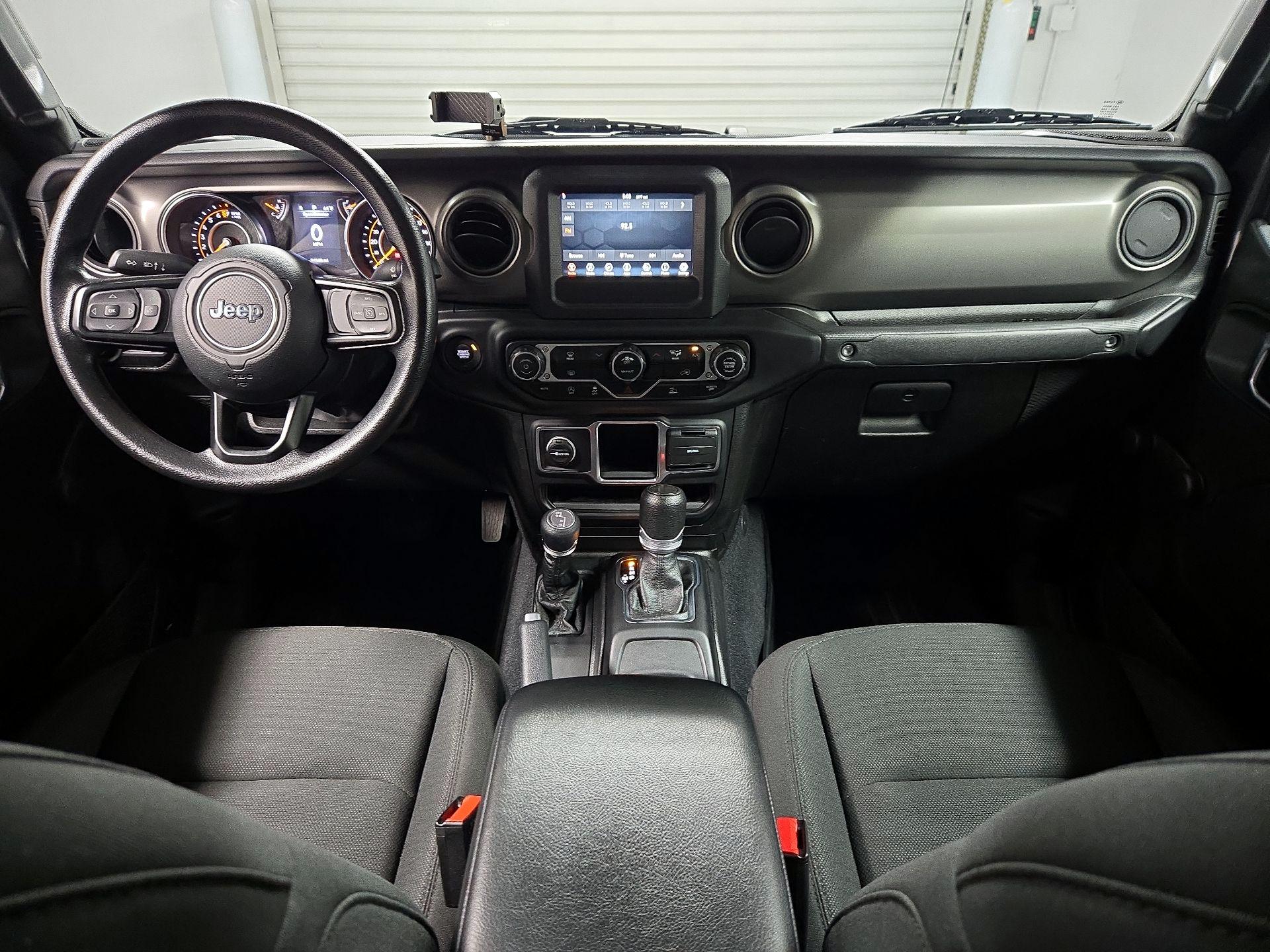 Thumbnail: 2023 Jeep Gladiator - 9