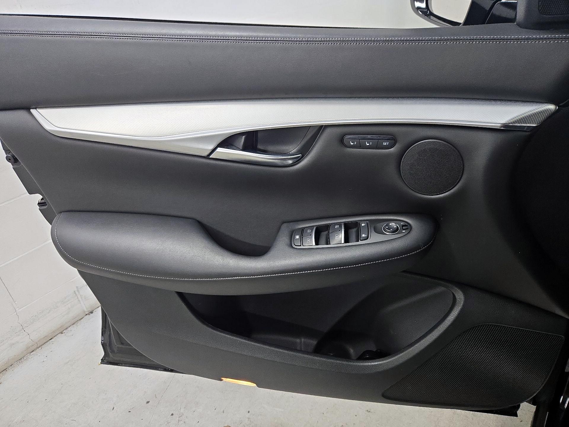 Thumbnail: 2021 INFINITI QX50 - 12