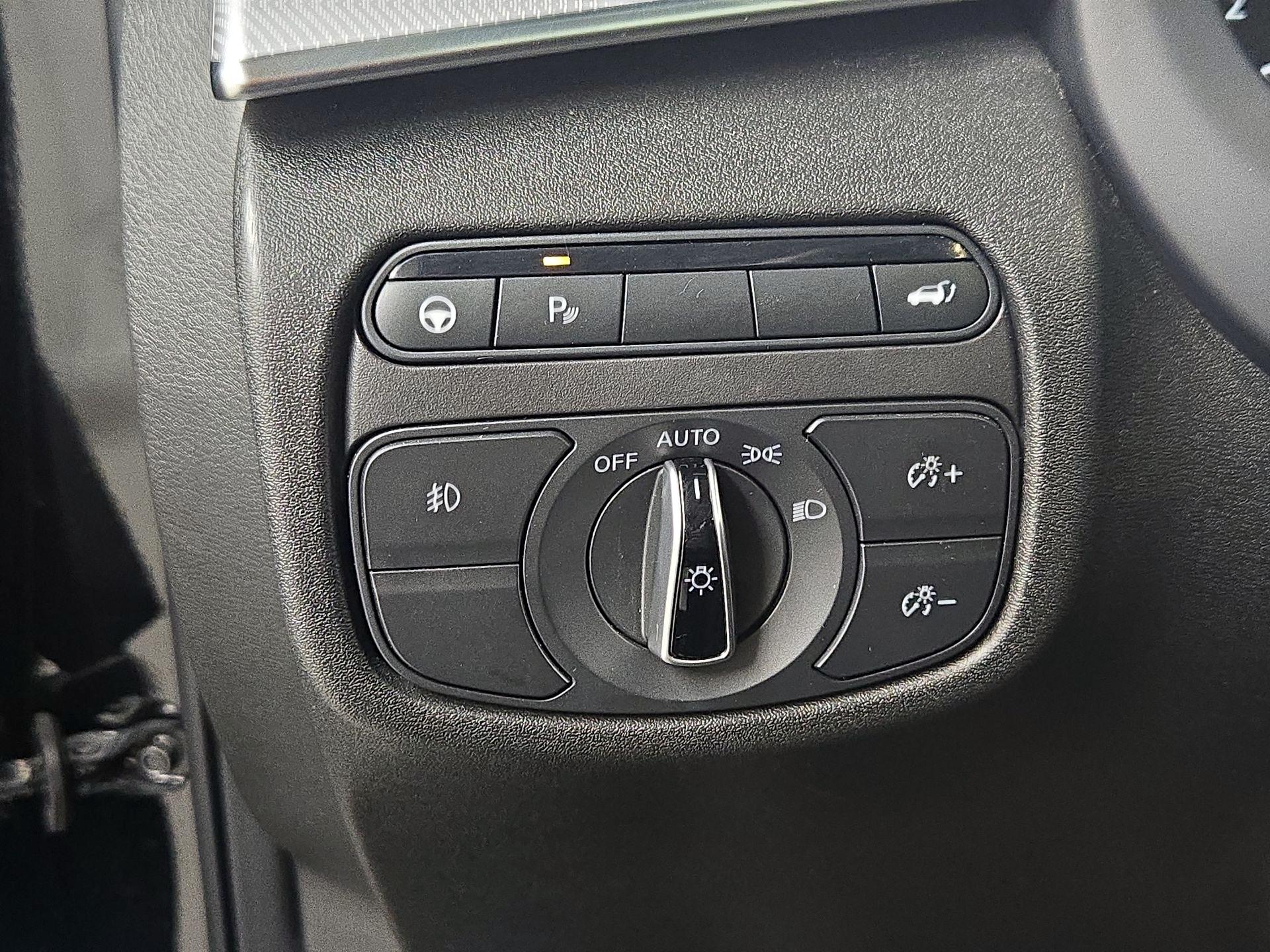 Thumbnail: 2021 INFINITI QX50 - 13