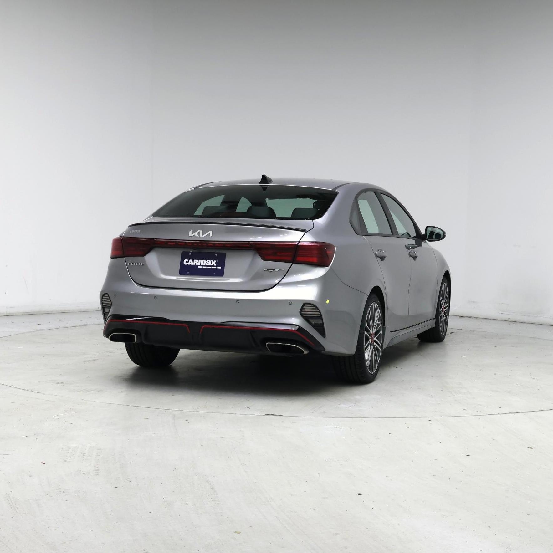 Thumbnail: 2023 Kia Forte - 8