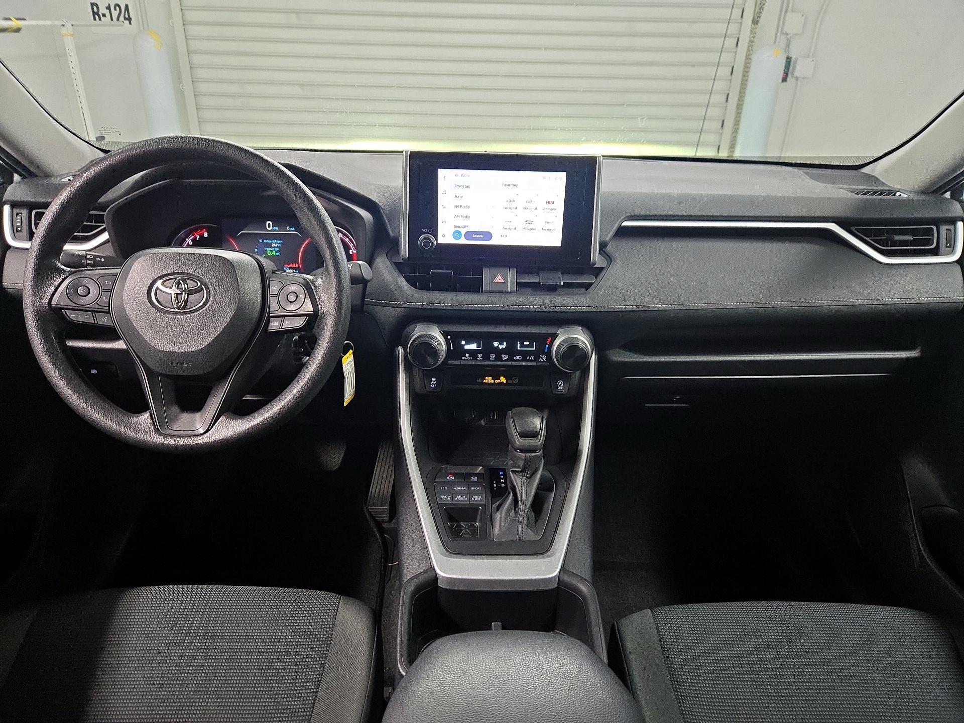 Thumbnail: 2024 Toyota RAV4 - 9