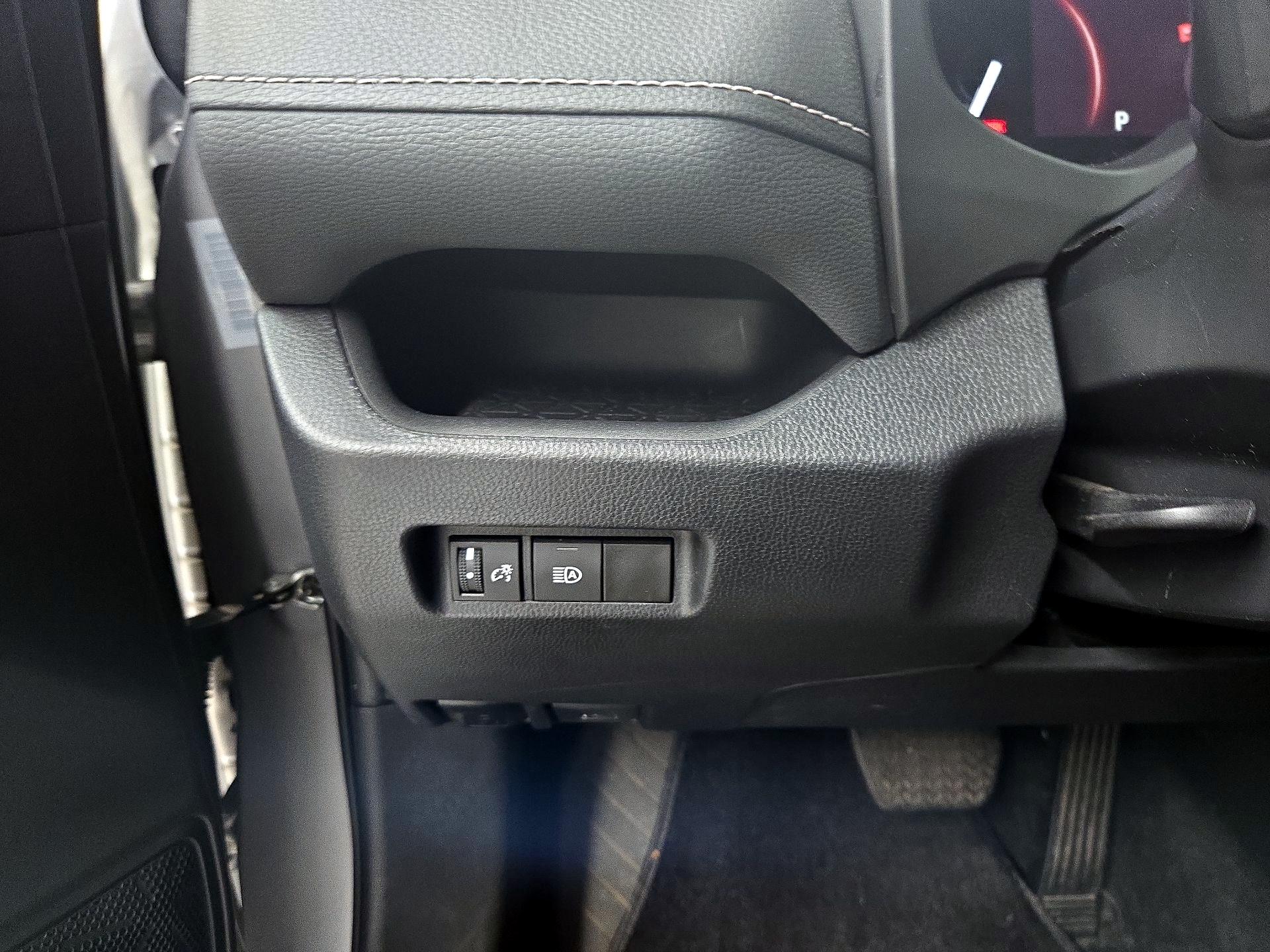 Thumbnail: 2024 Toyota RAV4 - 13