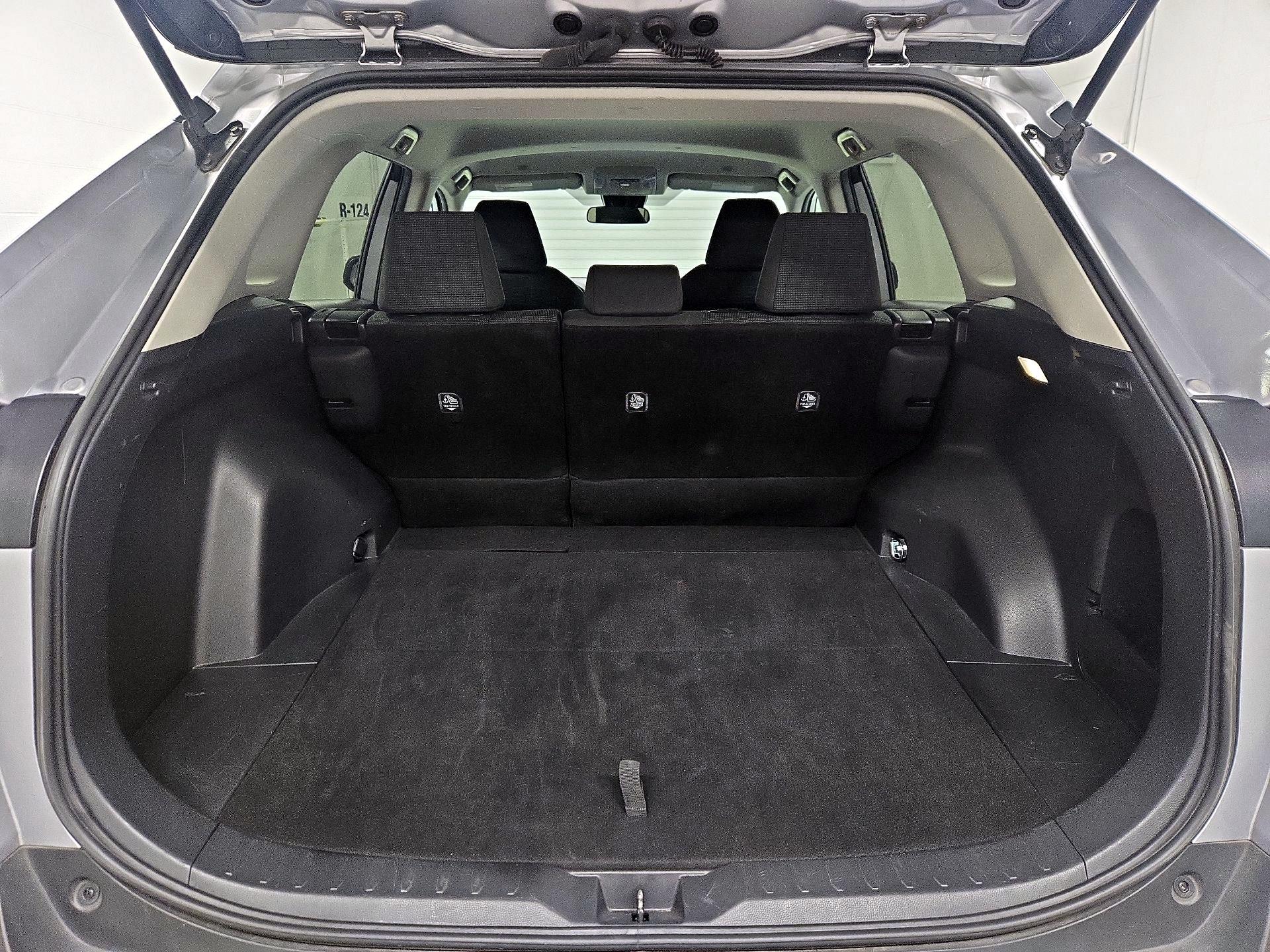 Thumbnail: 2024 Toyota RAV4 - 20