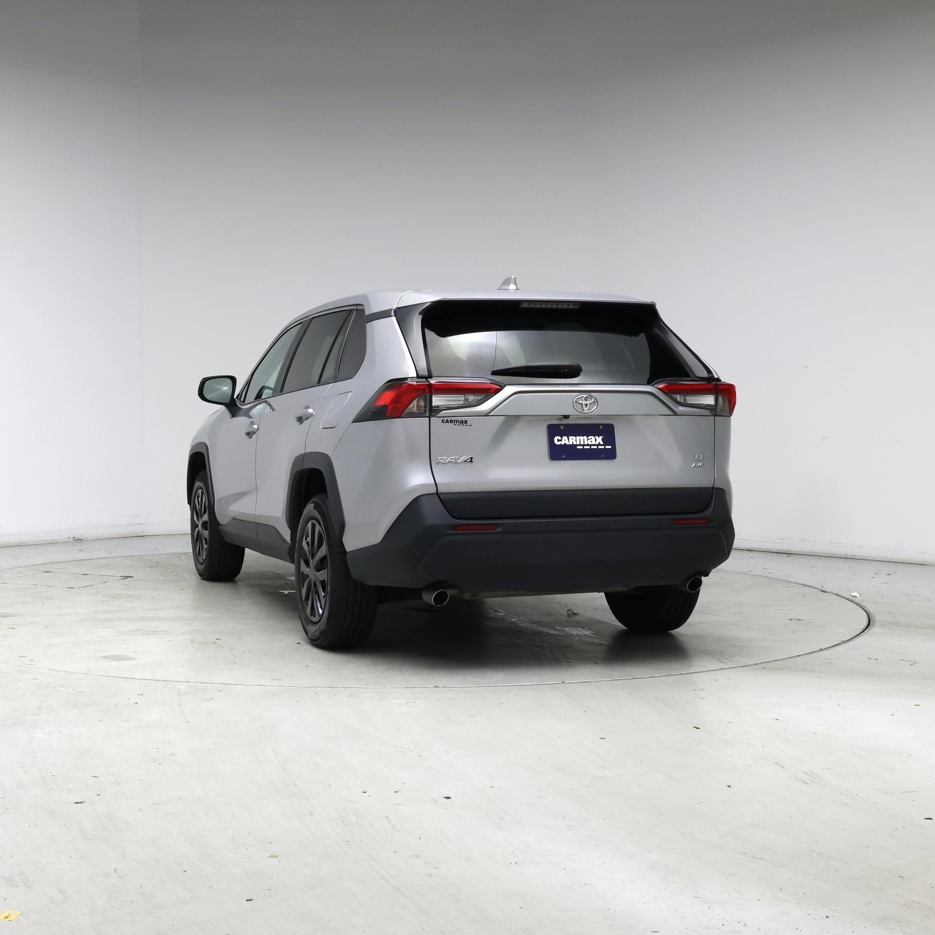 Thumbnail: 2024 Toyota RAV4 - 6