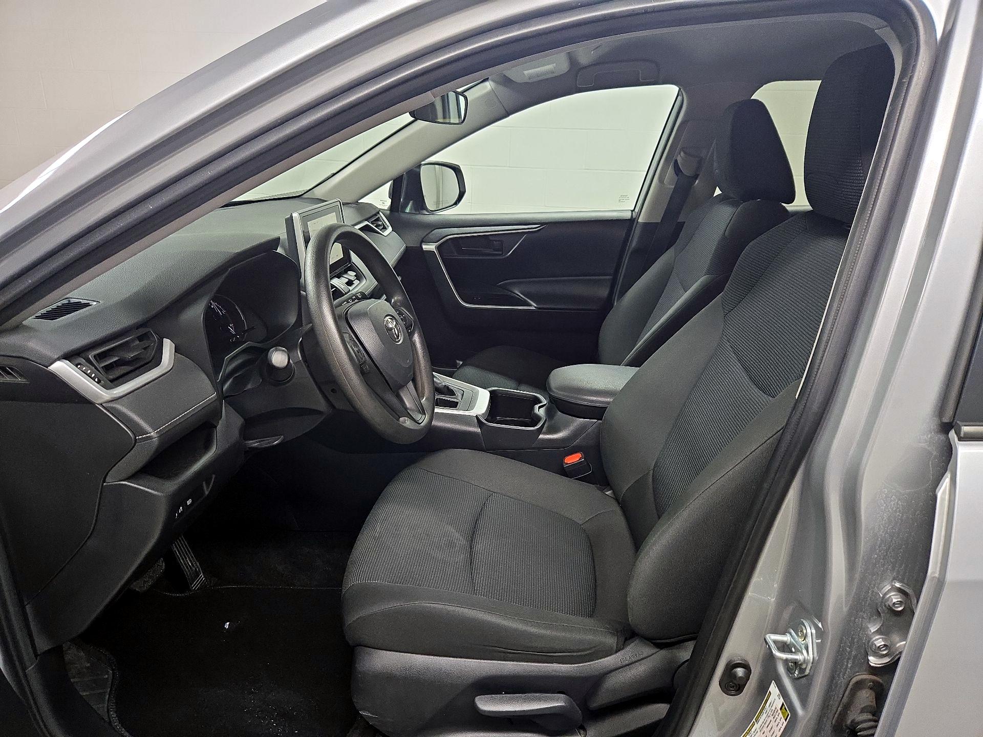 Thumbnail: 2024 Toyota RAV4 - 11