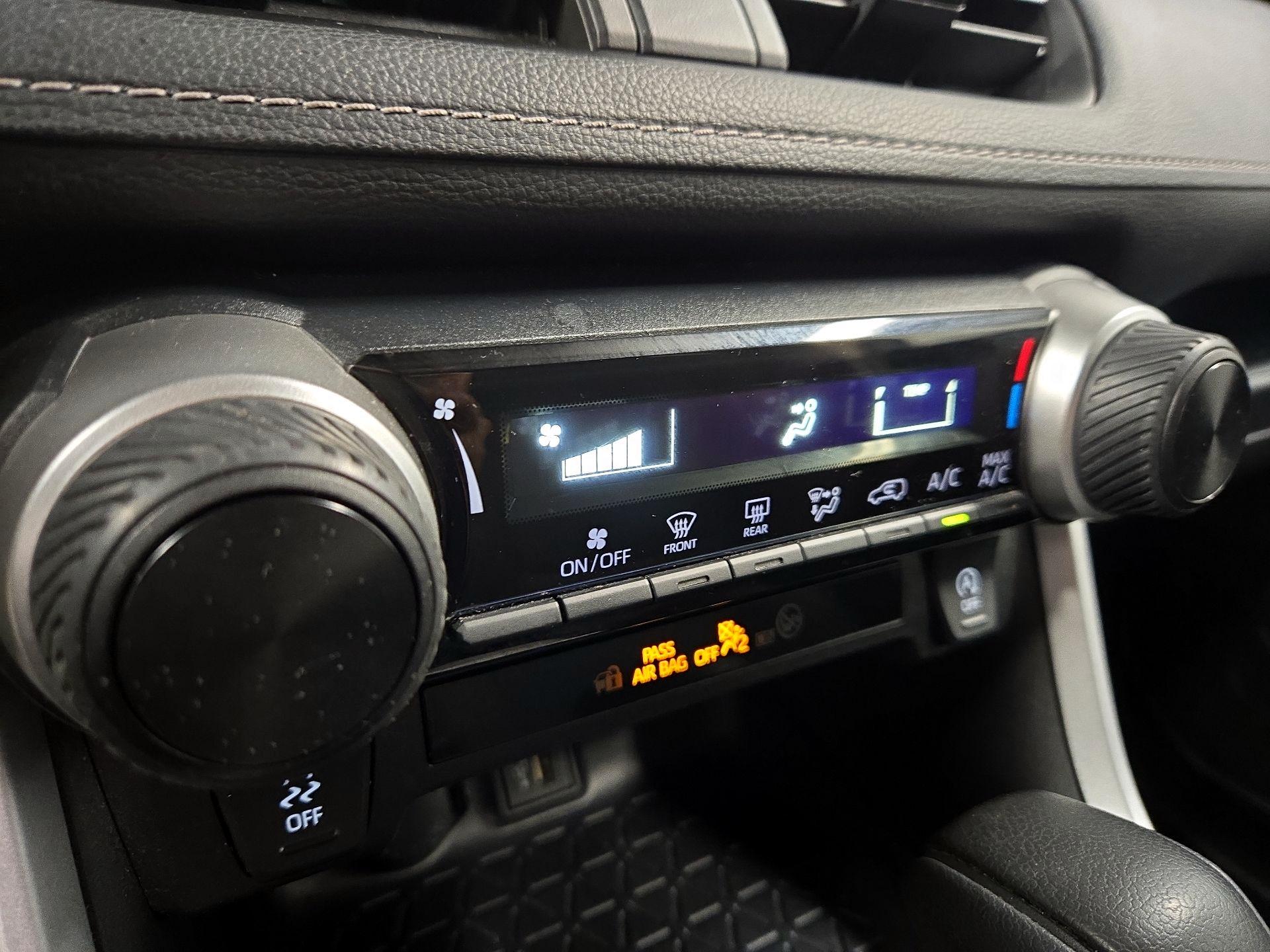 Thumbnail: 2024 Toyota RAV4 - 16