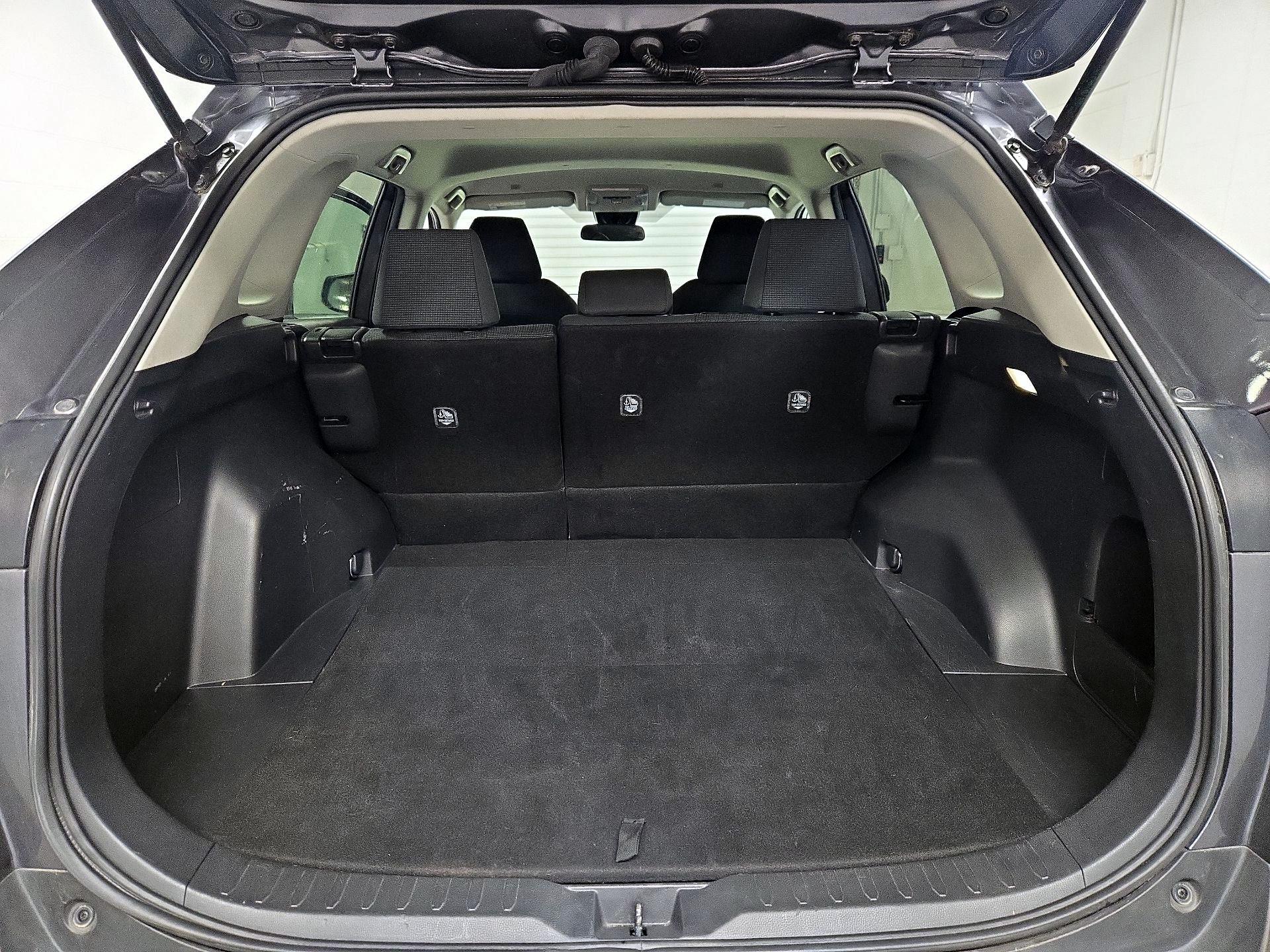 Thumbnail: 2024 Toyota RAV4 - 20