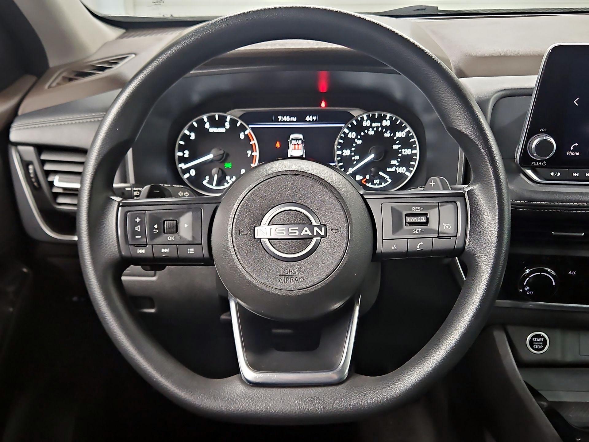 Thumbnail: 2023 Nissan Rogue - 10