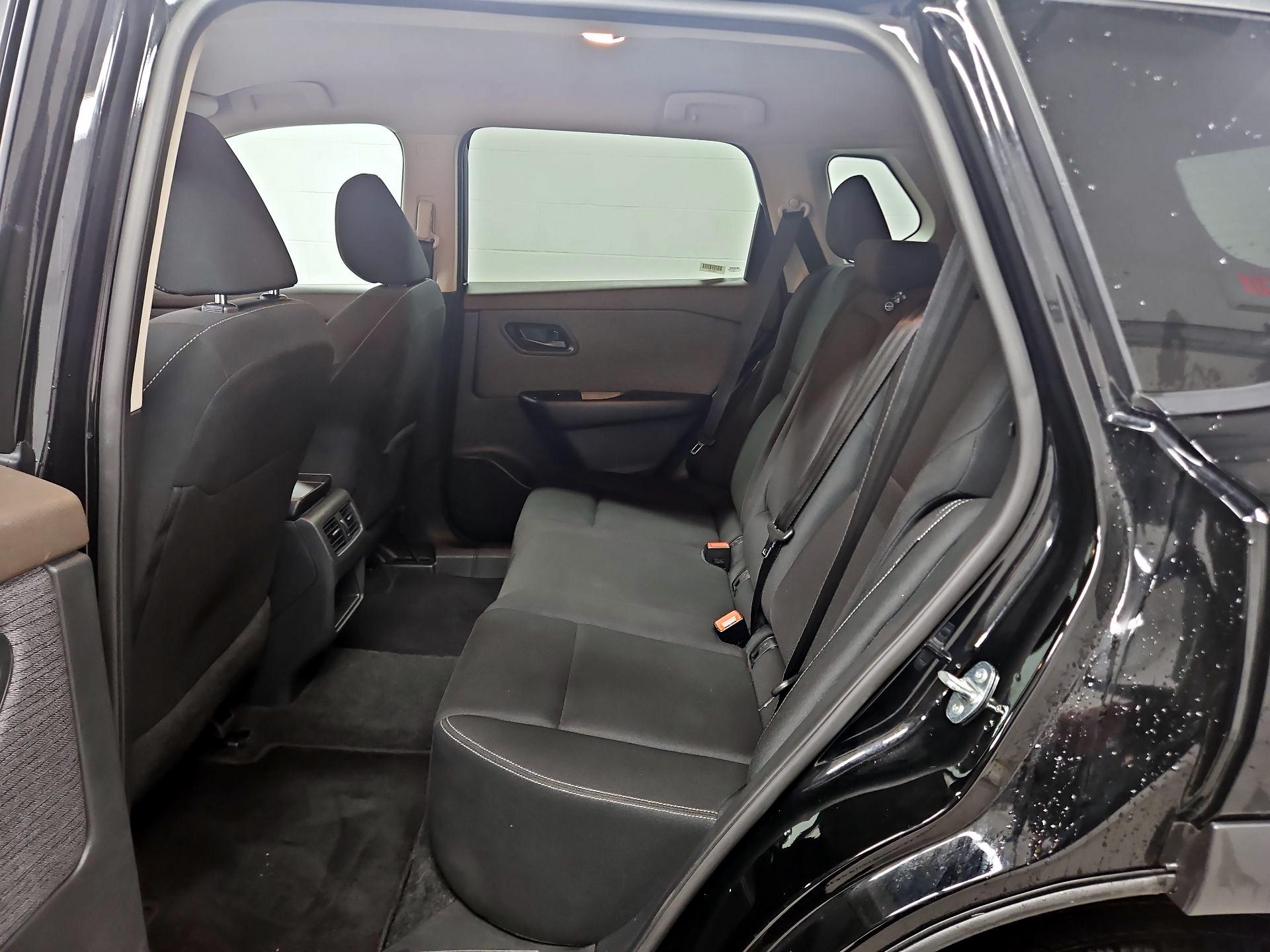 Thumbnail: 2023 Nissan Rogue - 19