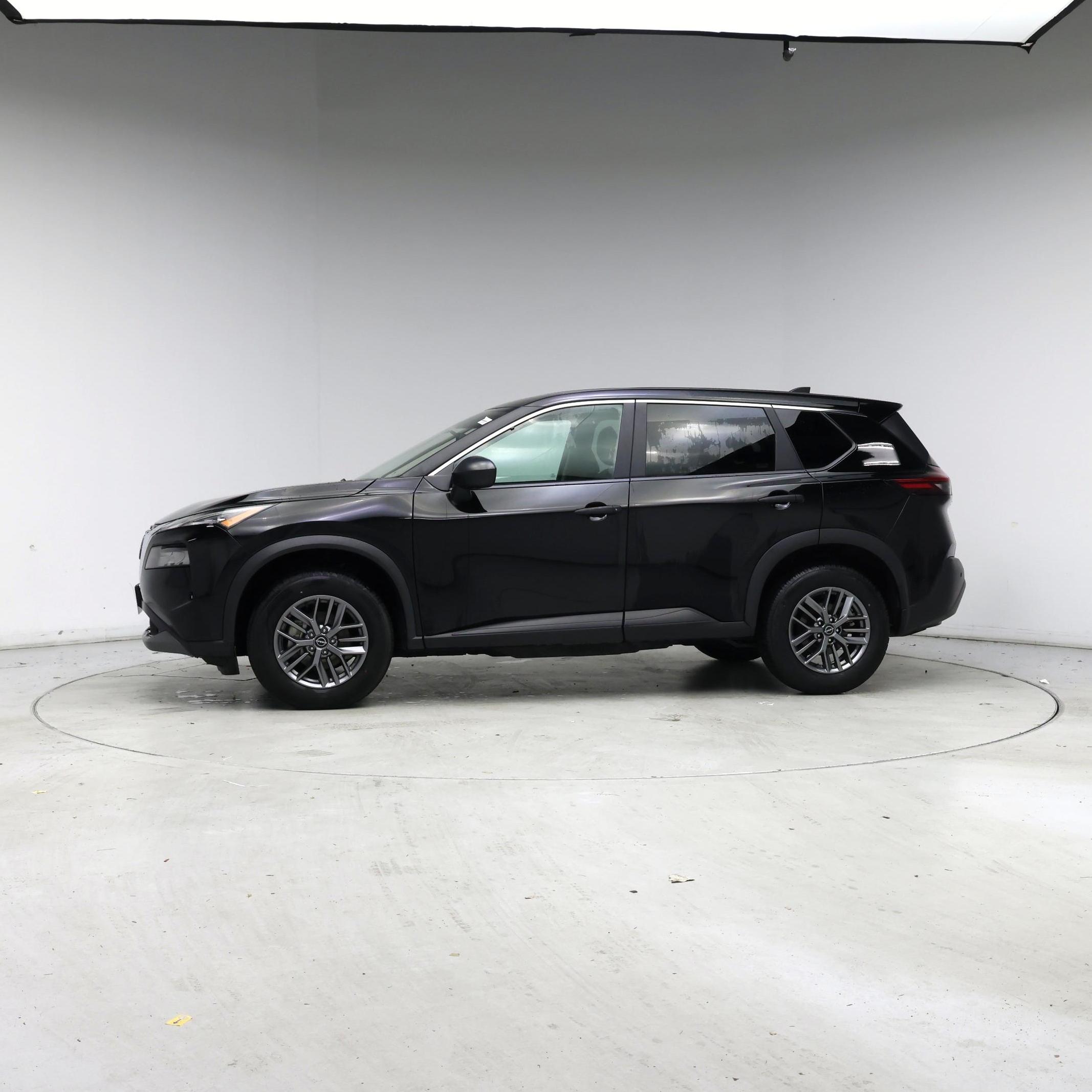 Thumbnail: 2023 Nissan Rogue - 3