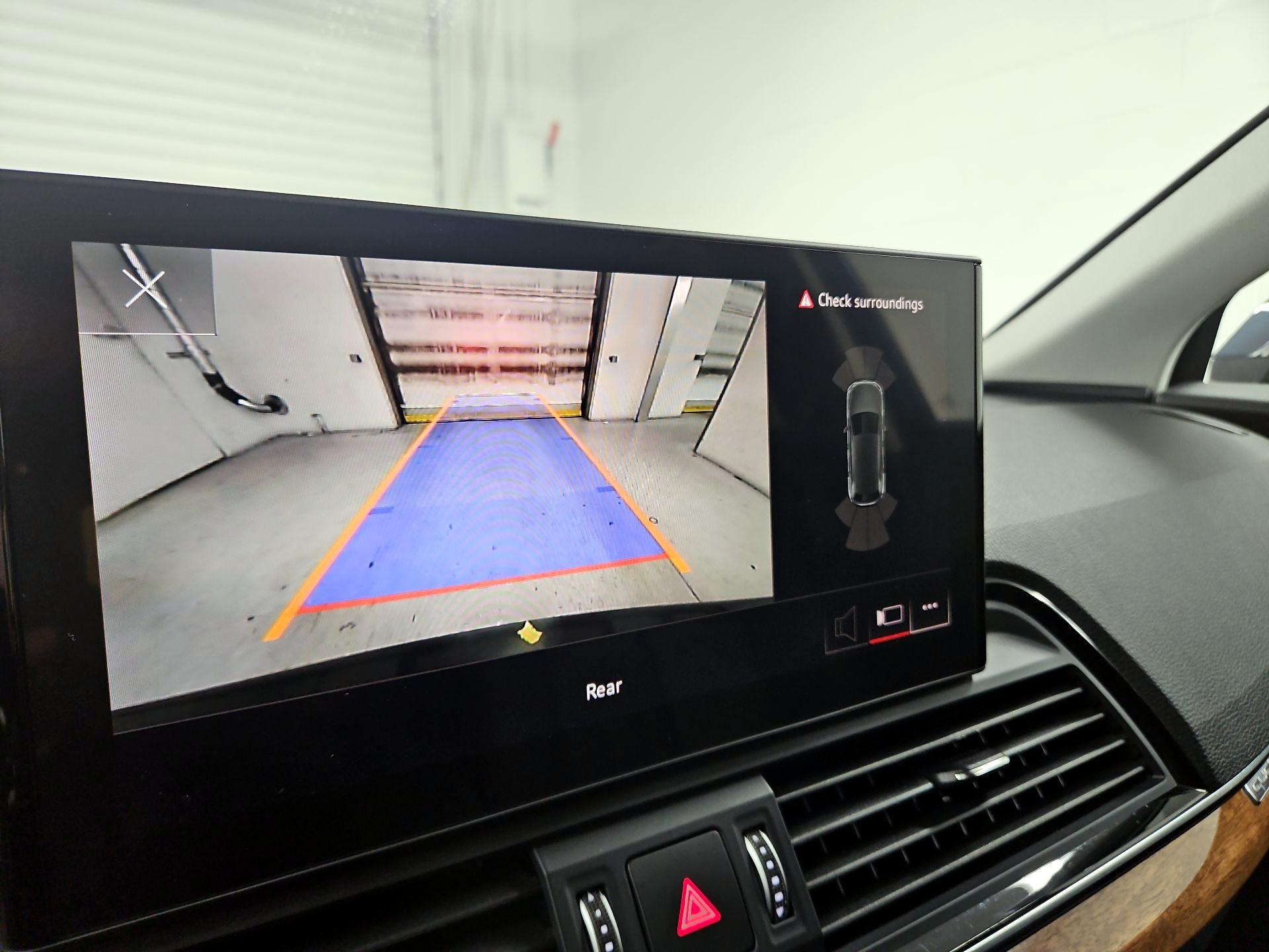 Thumbnail: 2023 Audi Q5 - 14