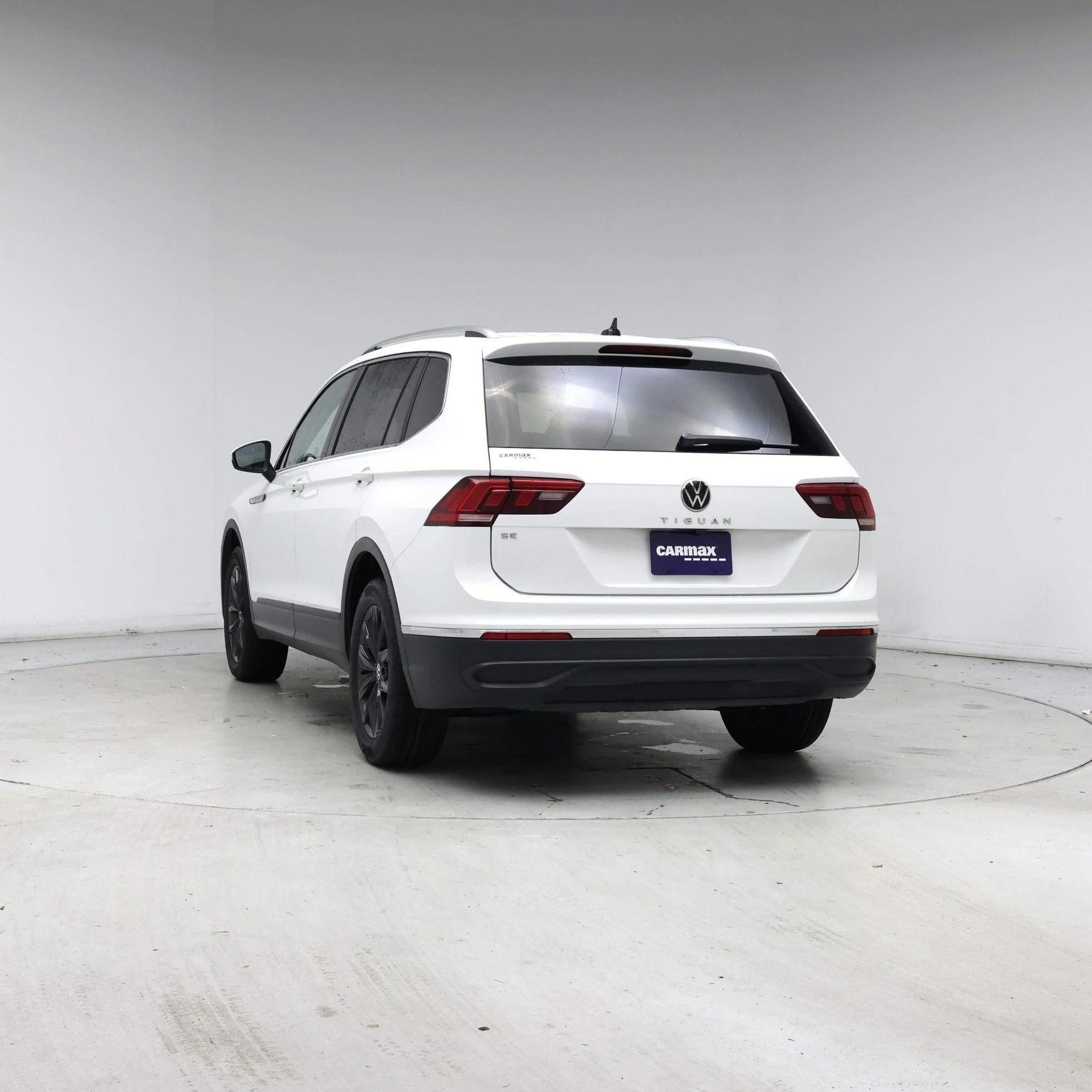 Thumbnail: 2024 Volkswagen Tiguan - 6