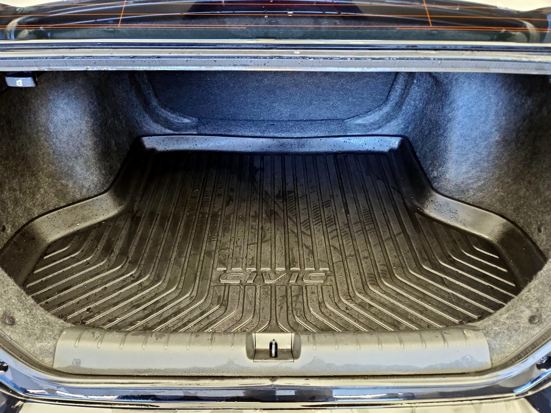 Thumbnail: 2016 Honda Civic - 20