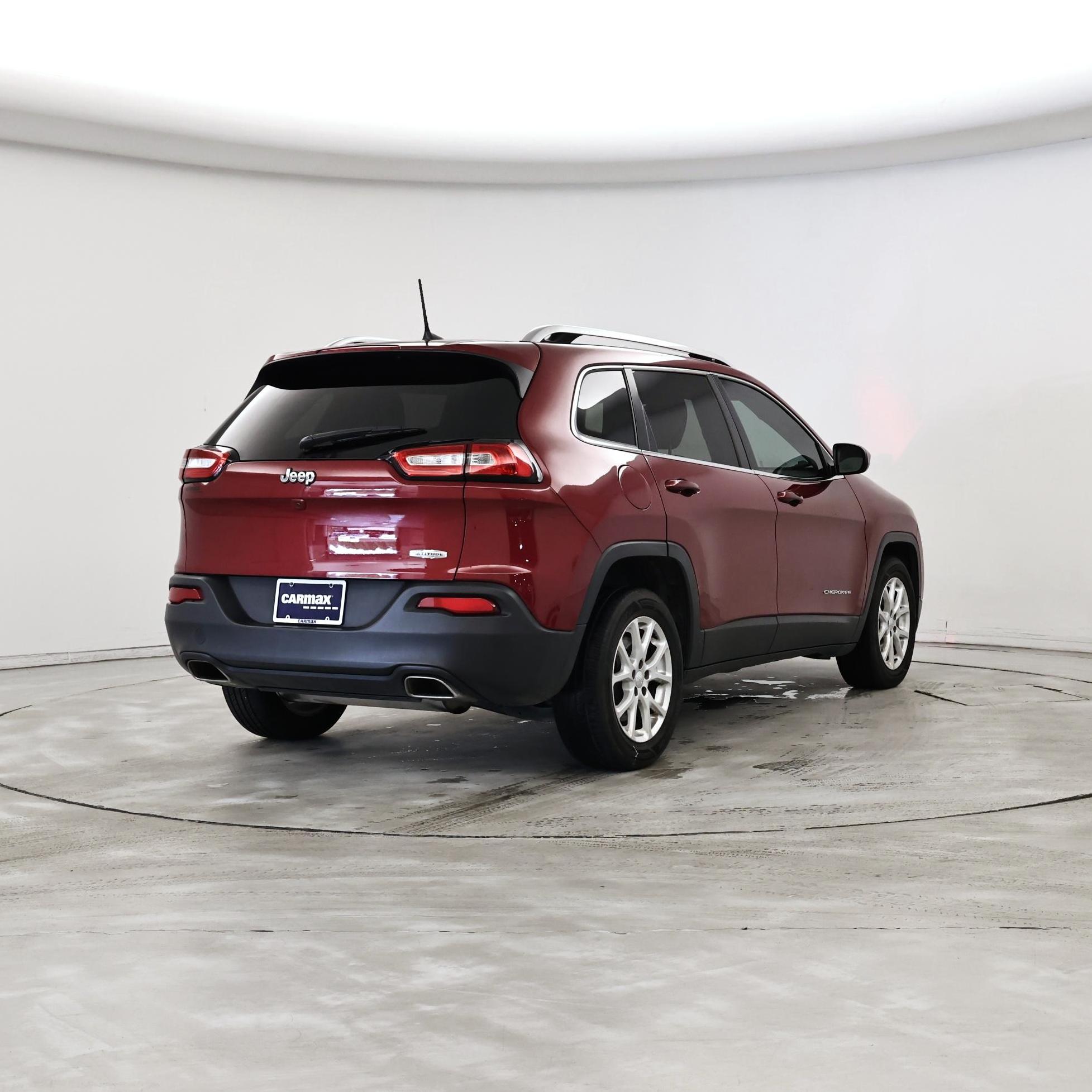 Thumbnail: 2016 Jeep Cherokee - 8