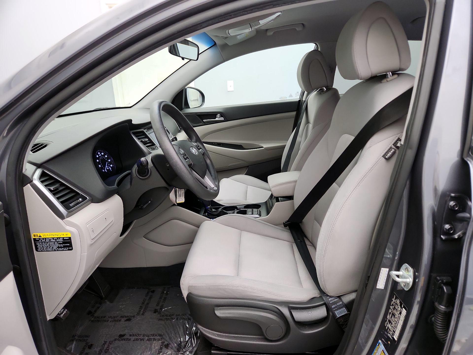 Thumbnail: 2017 Hyundai Tucson - 11