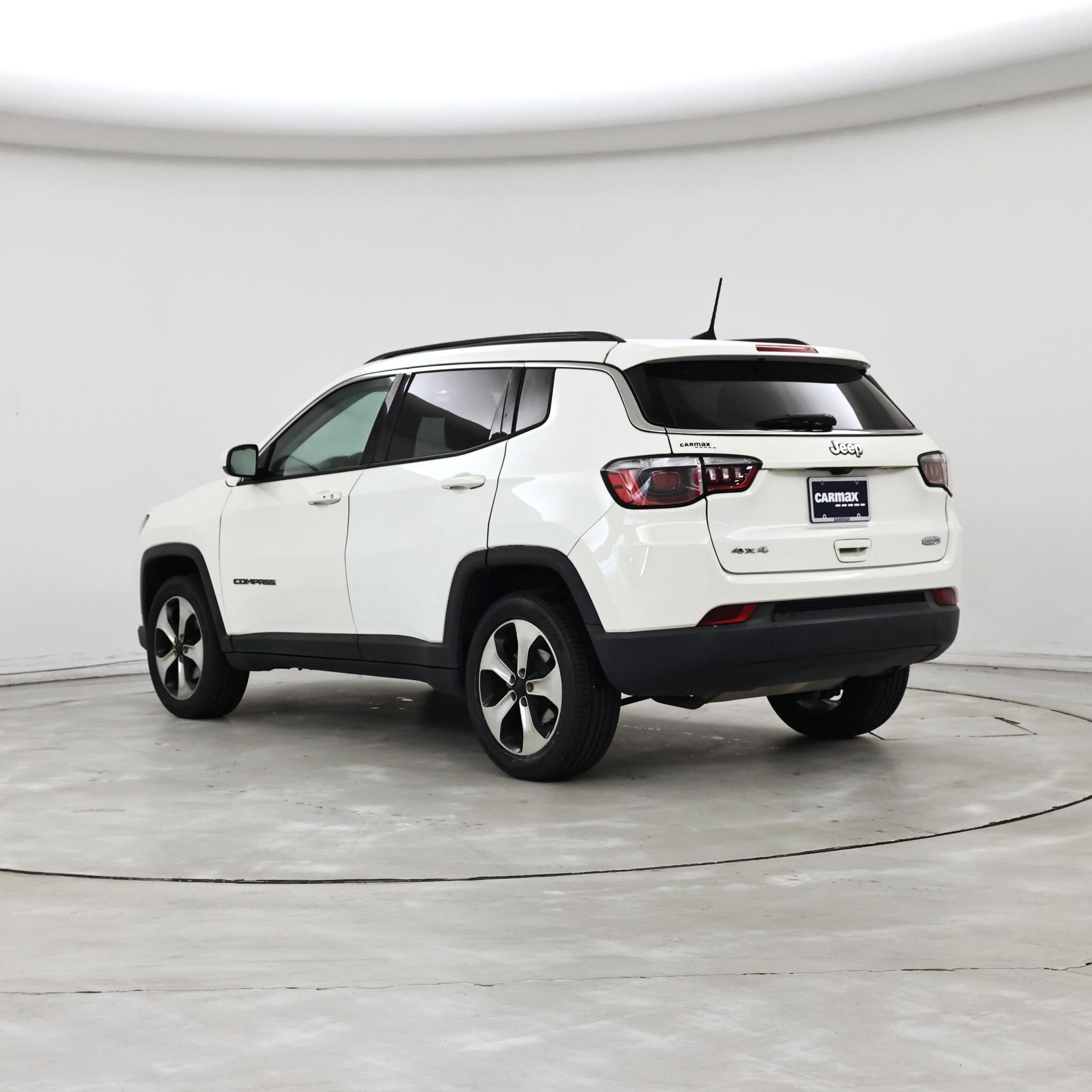 Thumbnail: 2017 Jeep Compass - 2