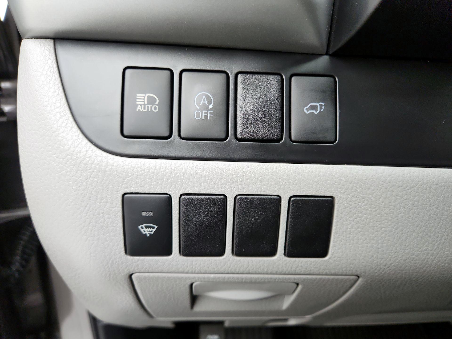 Thumbnail: 2018 Toyota Highlander - 13