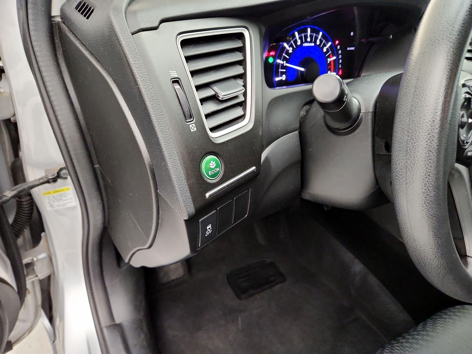 Thumbnail: 2015 Honda Civic - 13