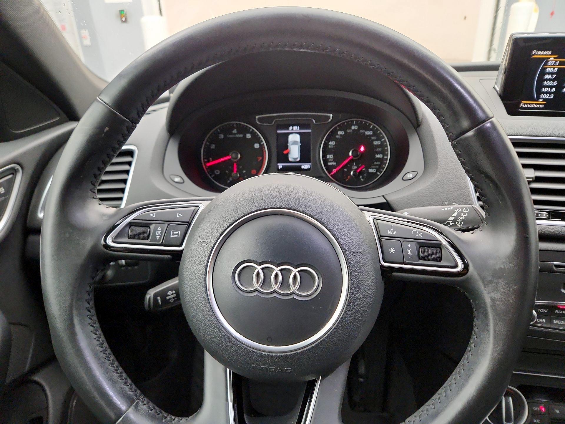 Thumbnail: 2018 Audi Q3 - 10