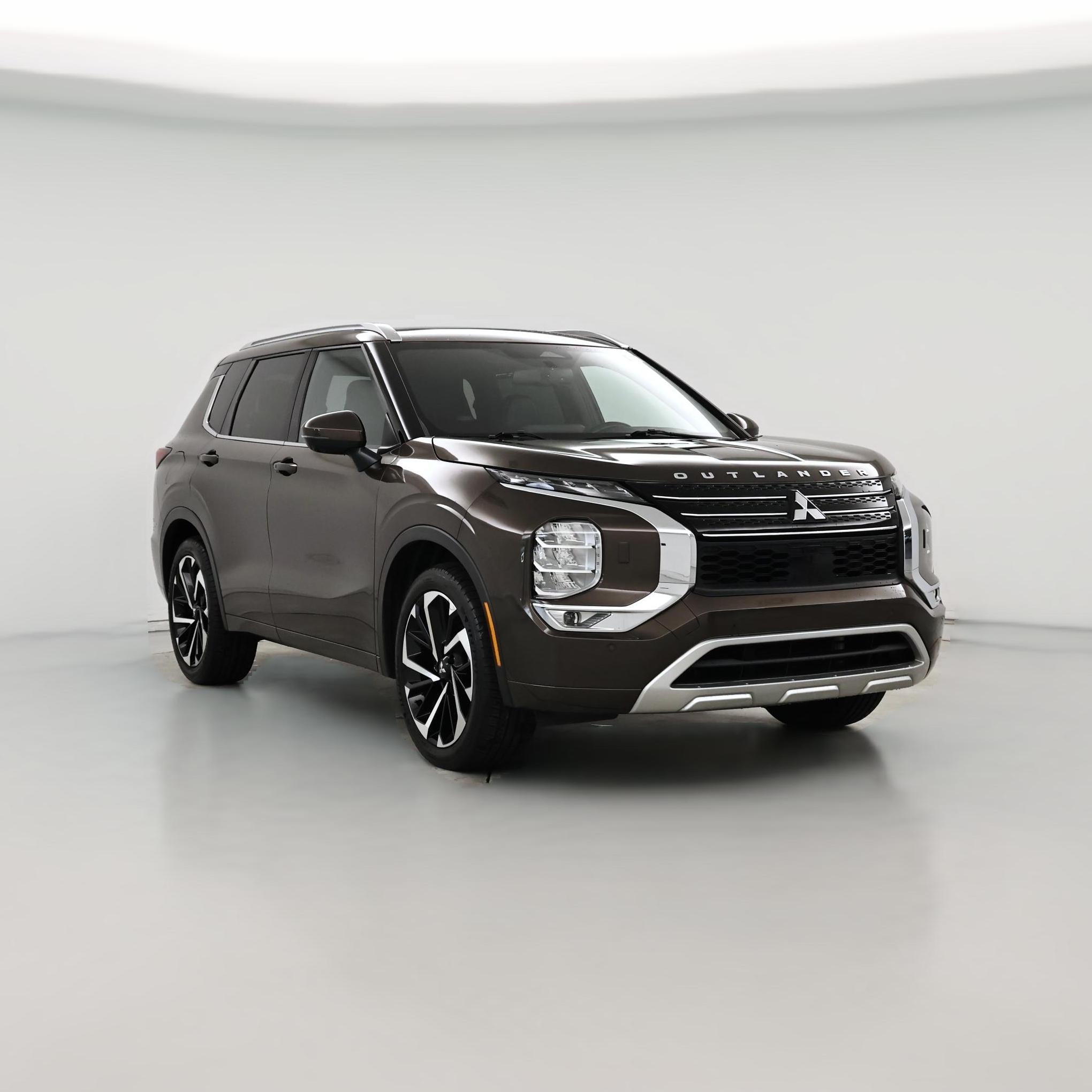 Thumbnail: 2022 Mitsubishi Outlander - 1