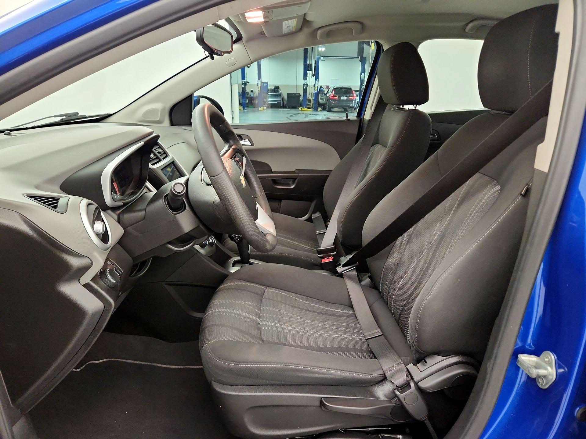 Thumbnail: 2018 Chevrolet Sonic - 11