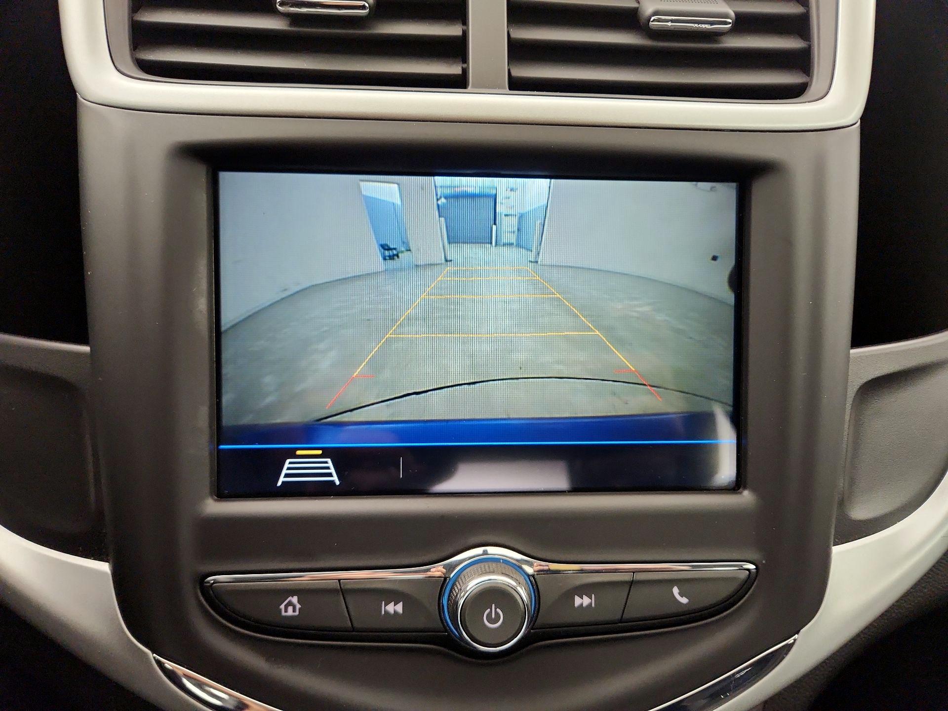 Thumbnail: 2018 Chevrolet Sonic - 14