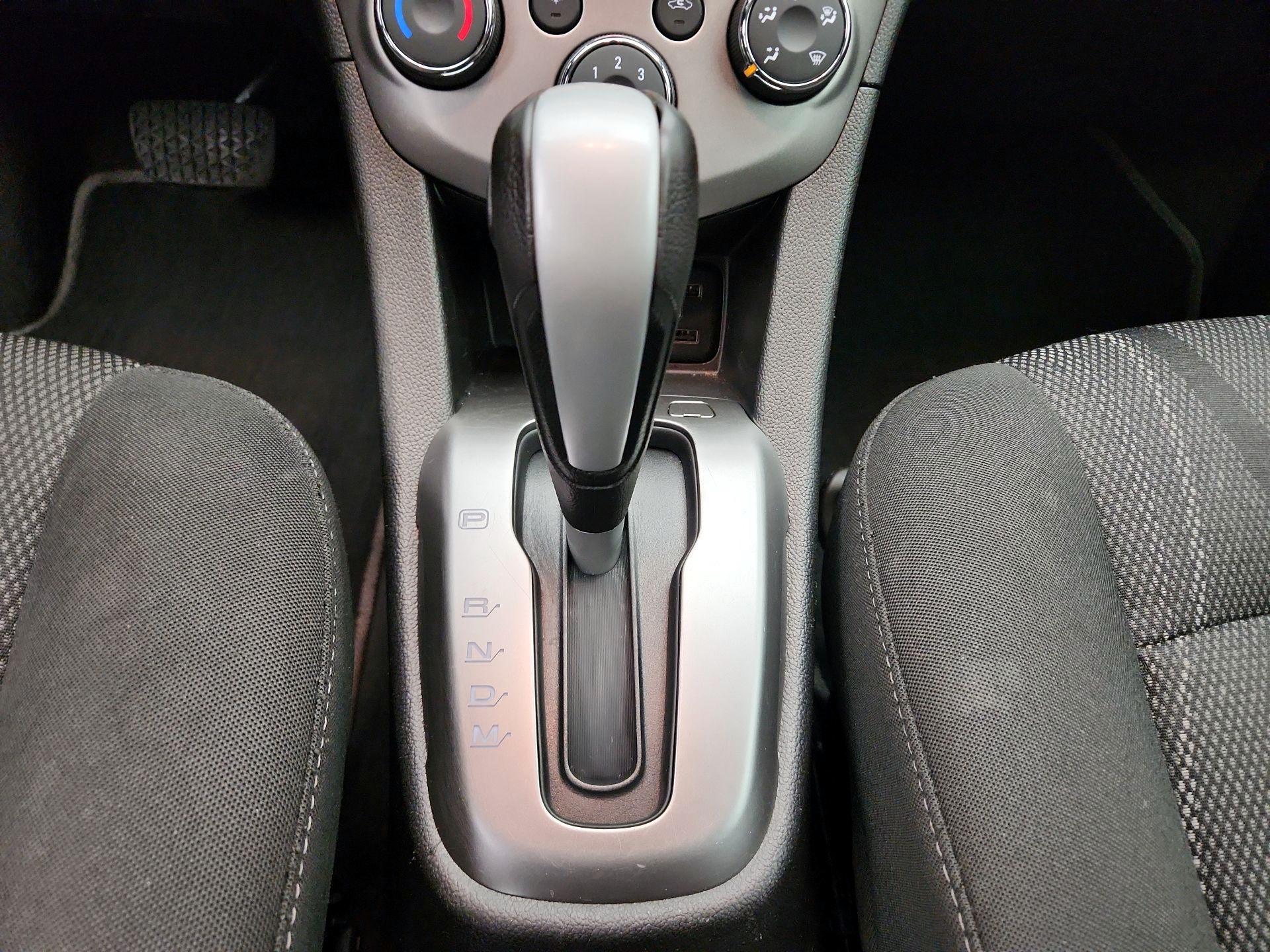 Thumbnail: 2018 Chevrolet Sonic - 17