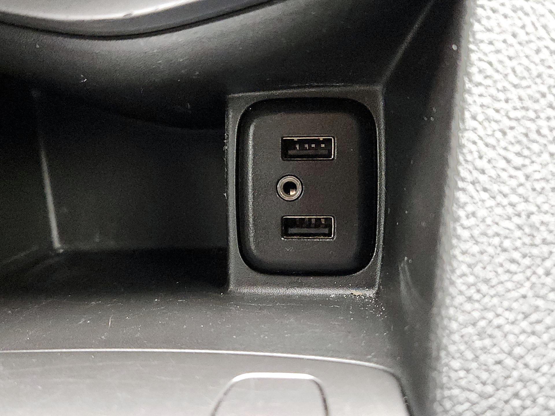 Thumbnail: 2018 Chevrolet Sonic - 18