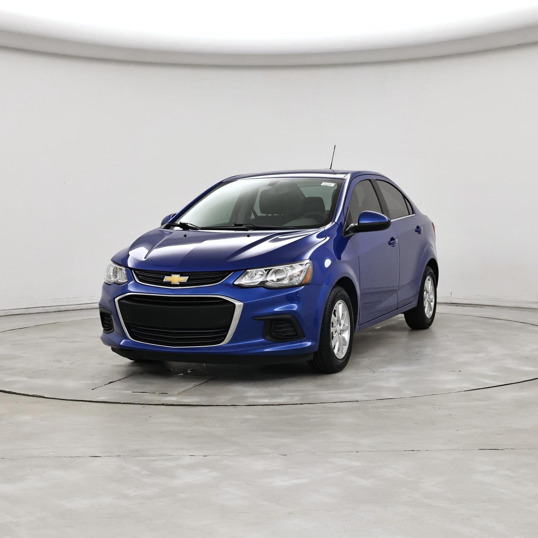 Thumbnail: 2018 Chevrolet Sonic - 4