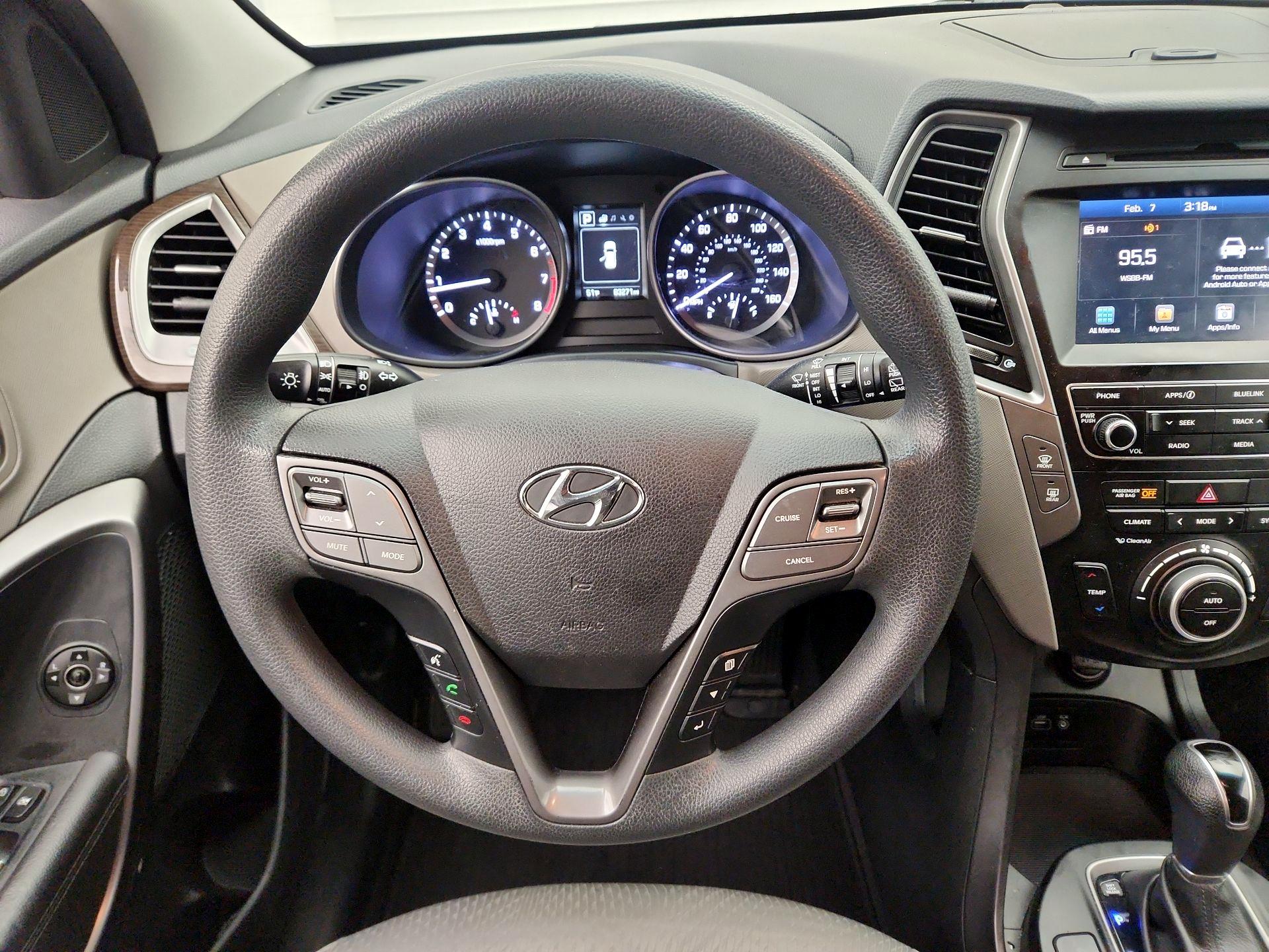 Thumbnail: 2018 Hyundai Santa Fe - 10