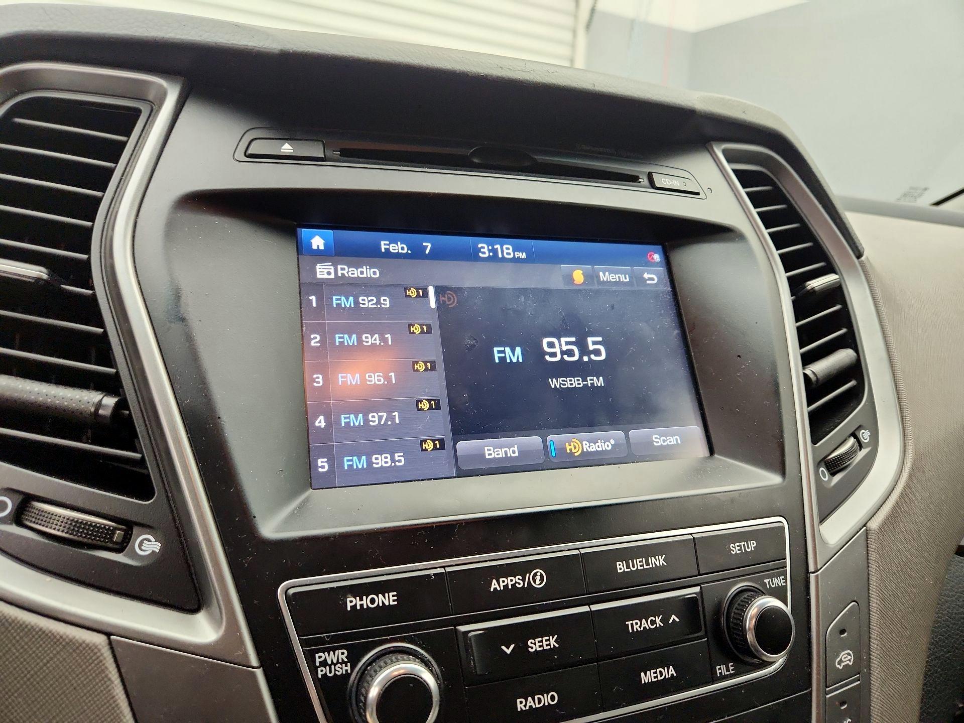 Thumbnail: 2018 Hyundai Santa Fe - 15