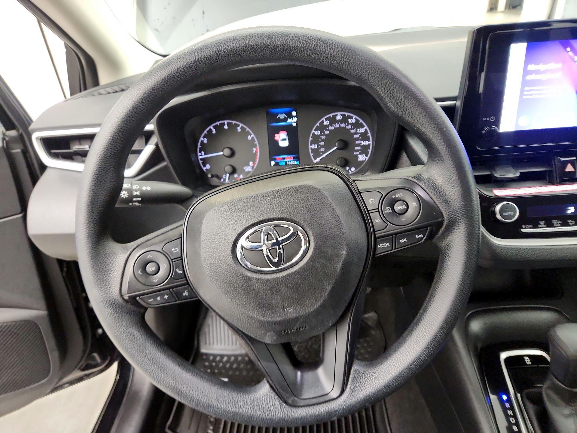 Thumbnail: 2023 Toyota Corolla - 10