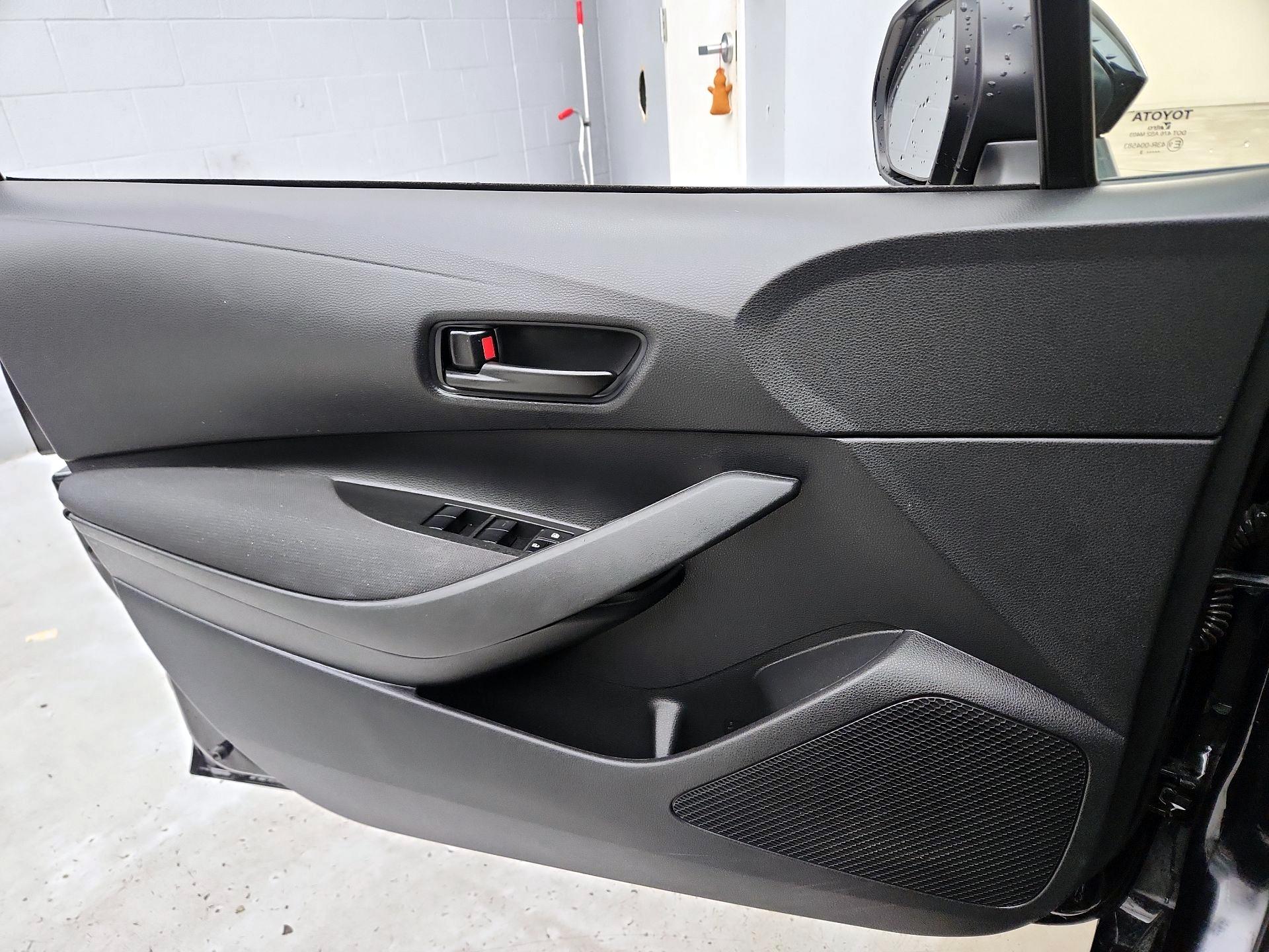 Thumbnail: 2023 Toyota Corolla - 12