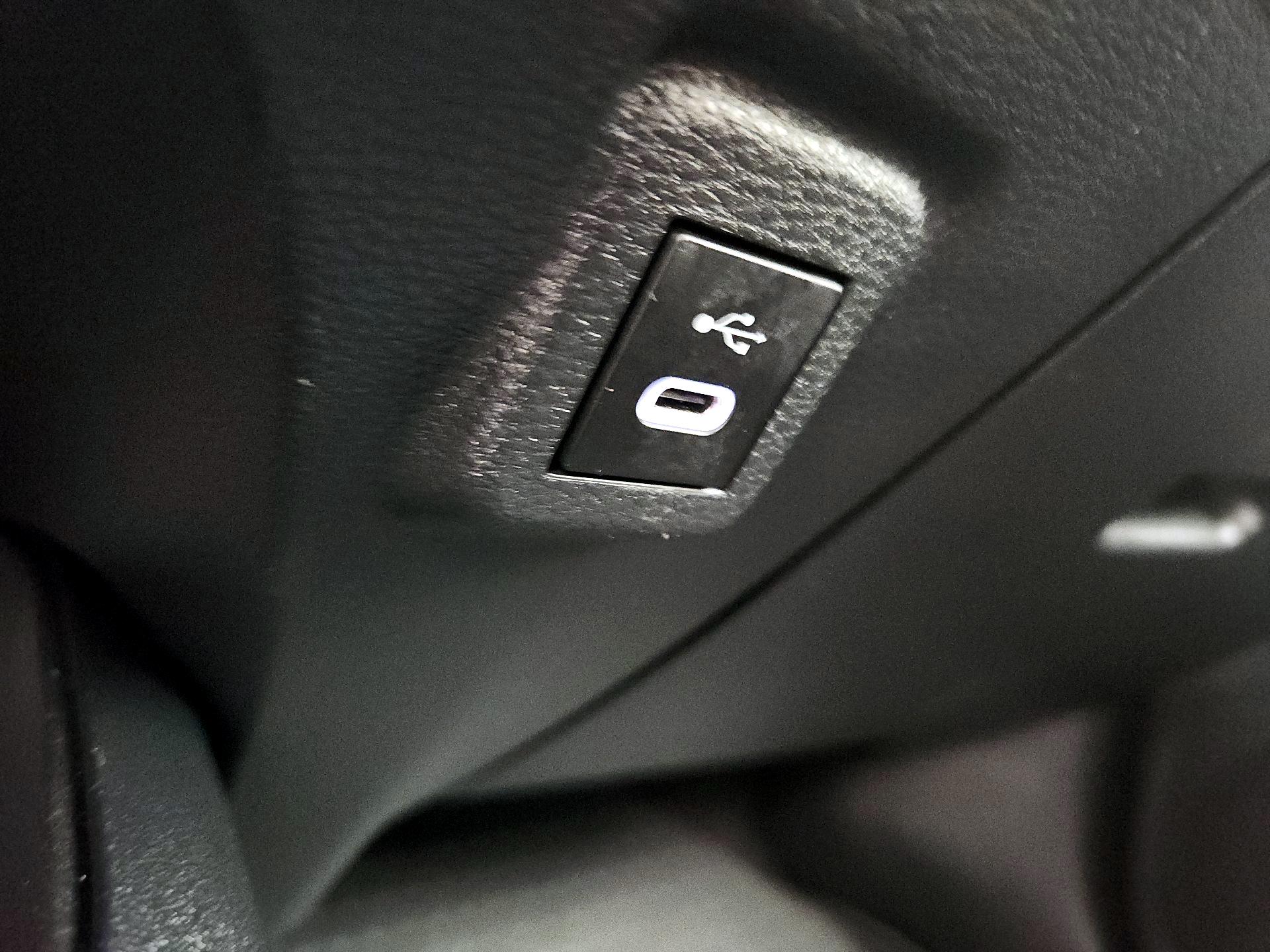 Thumbnail: 2023 Toyota Corolla - 18