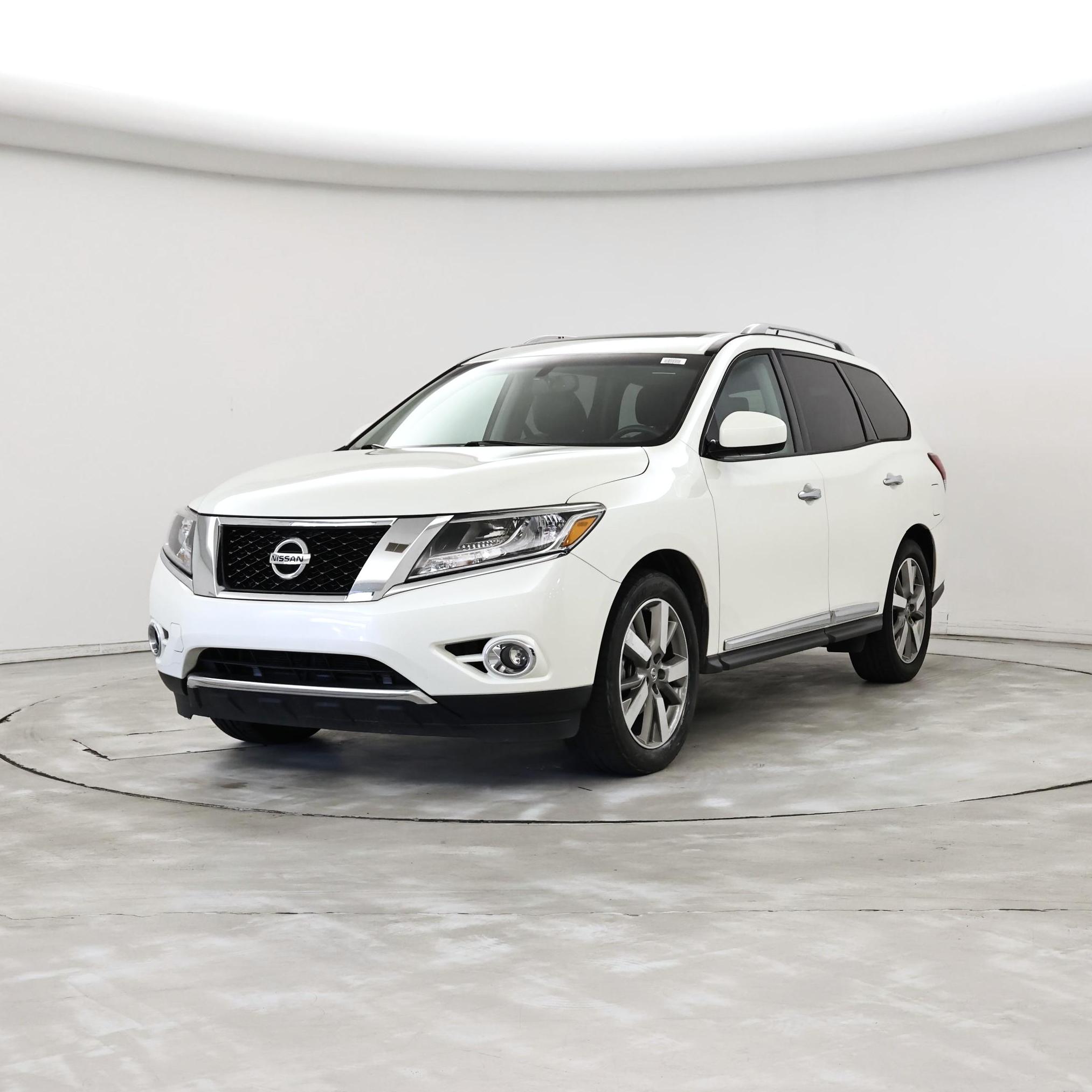 Thumbnail: 2015 Nissan Pathfinder - 4