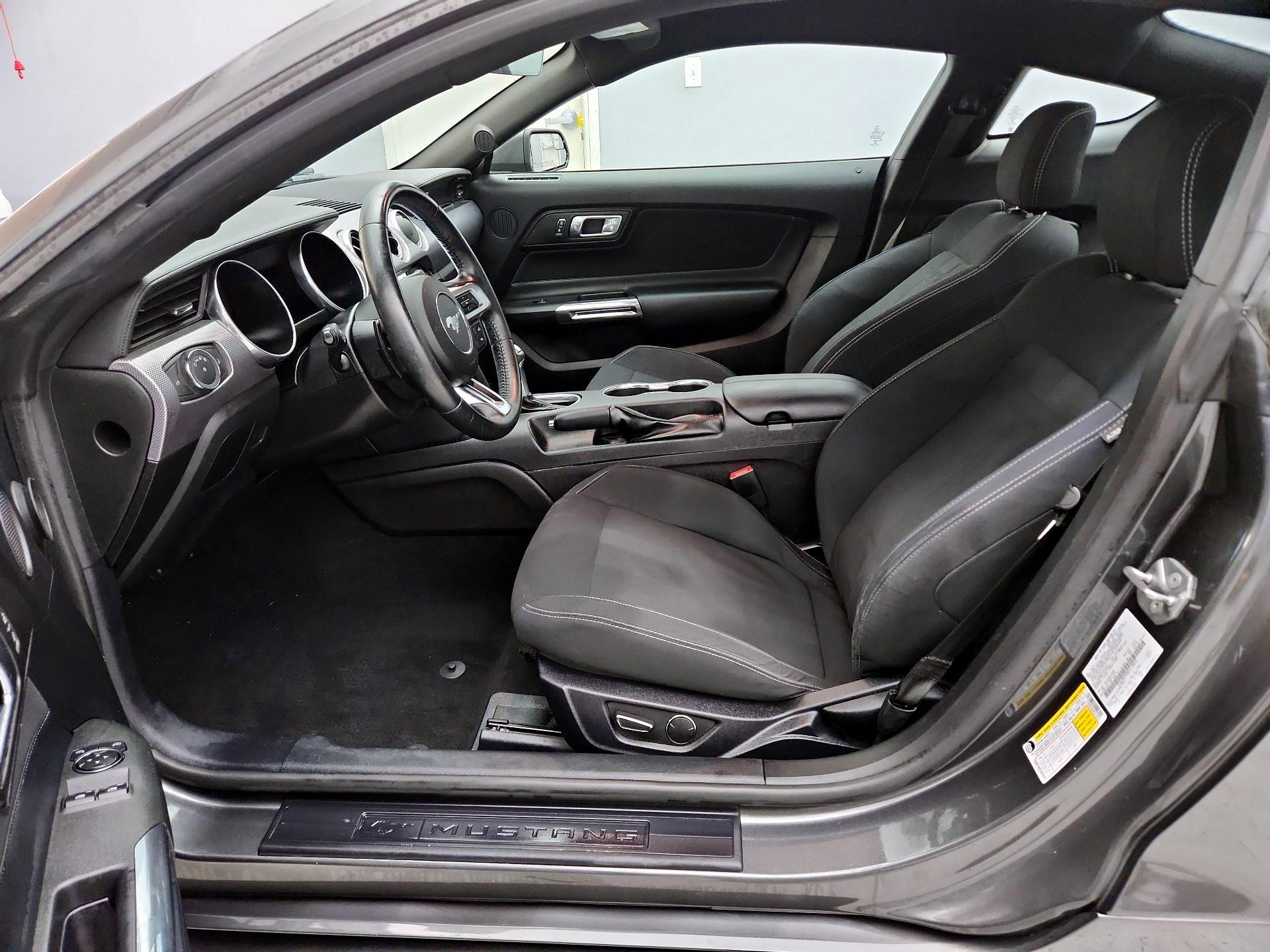 Thumbnail: 2019 Ford Mustang - 11