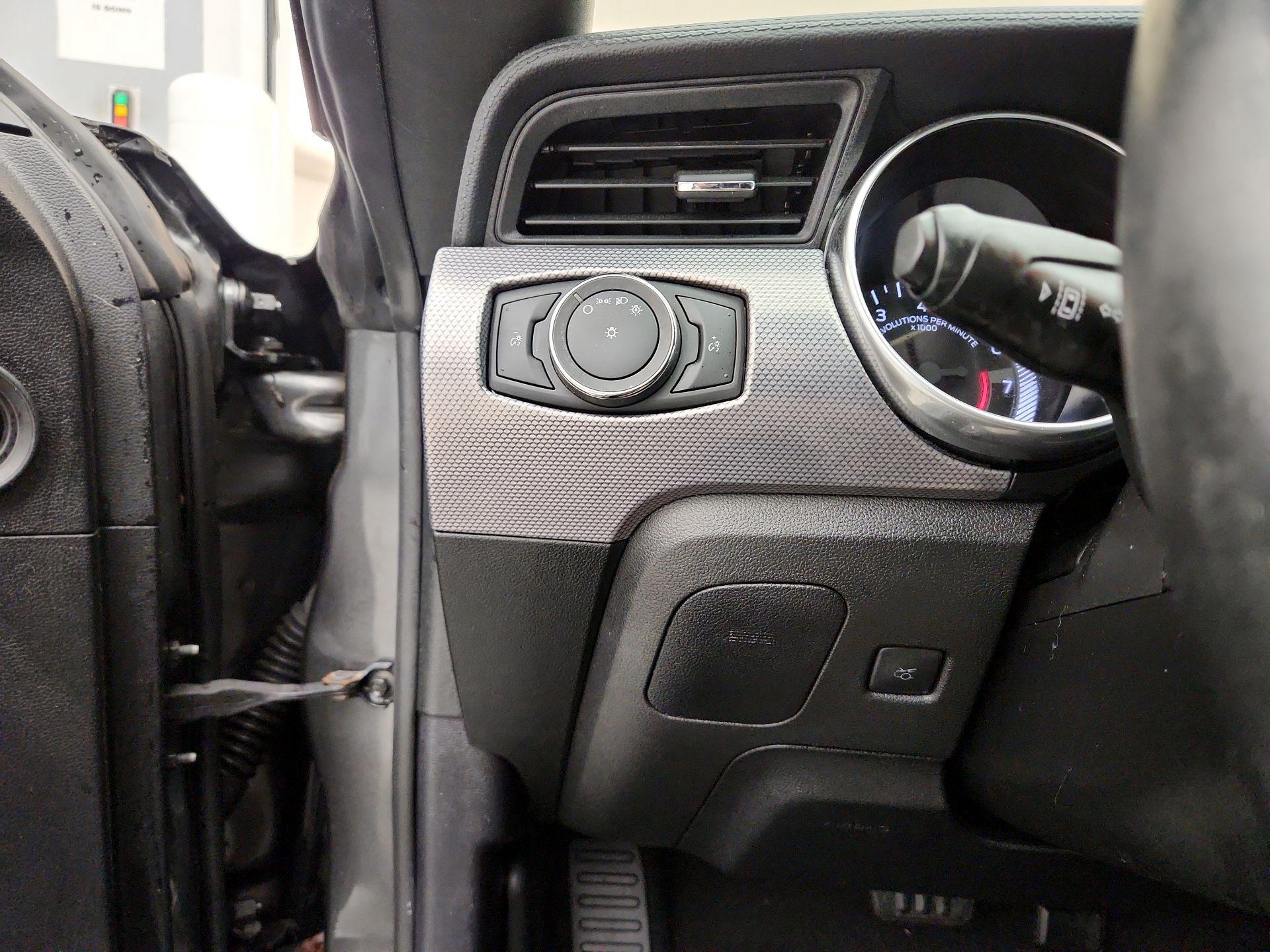 Thumbnail: 2019 Ford Mustang - 13