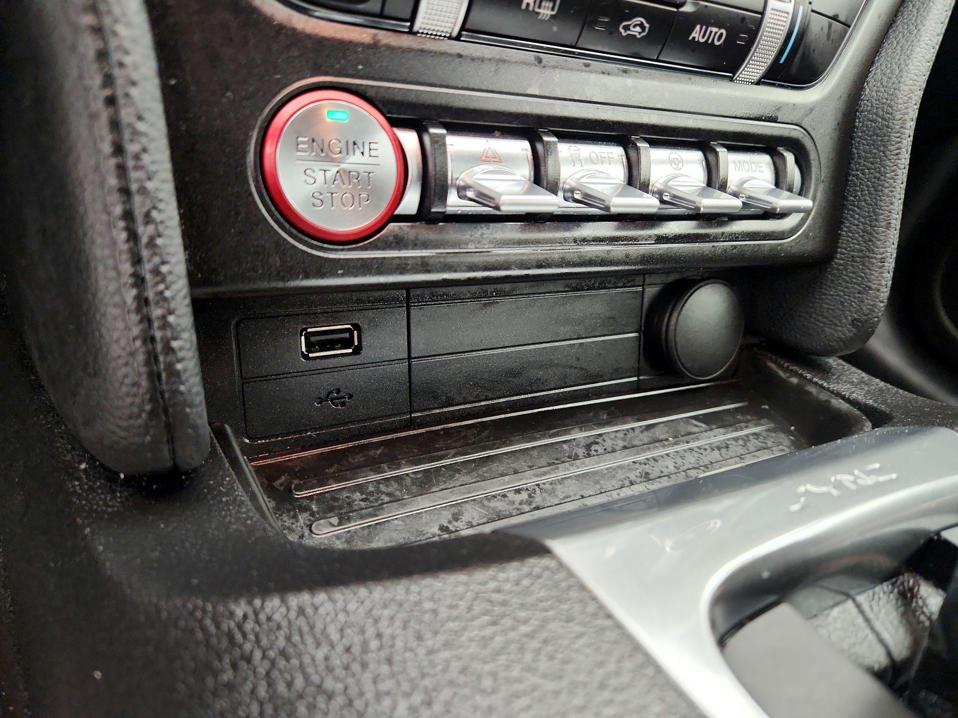 Thumbnail: 2019 Ford Mustang - 18