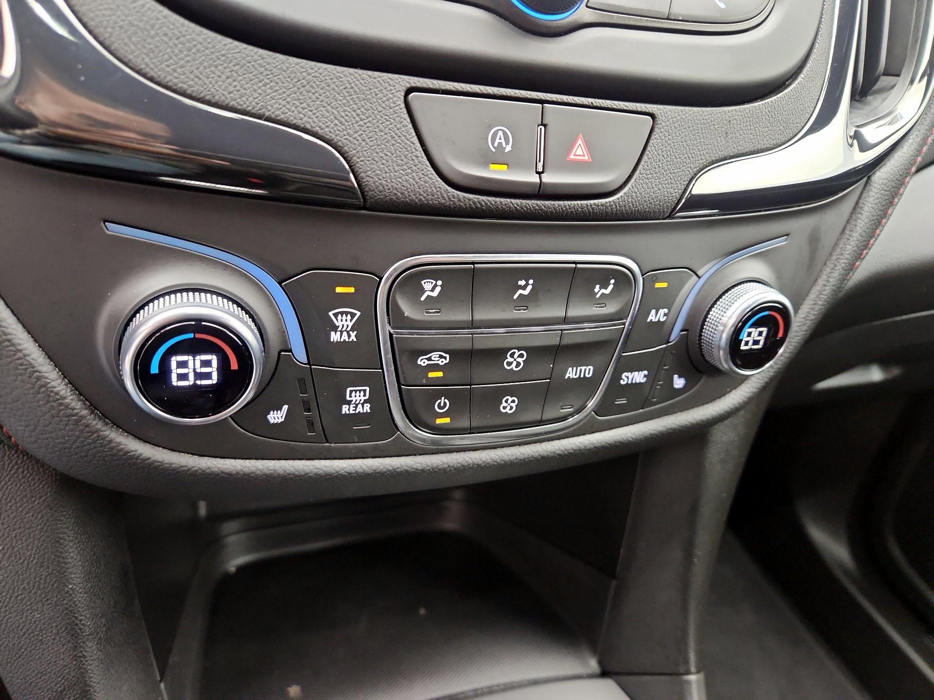 Thumbnail: 2022 Chevrolet Equinox - 16