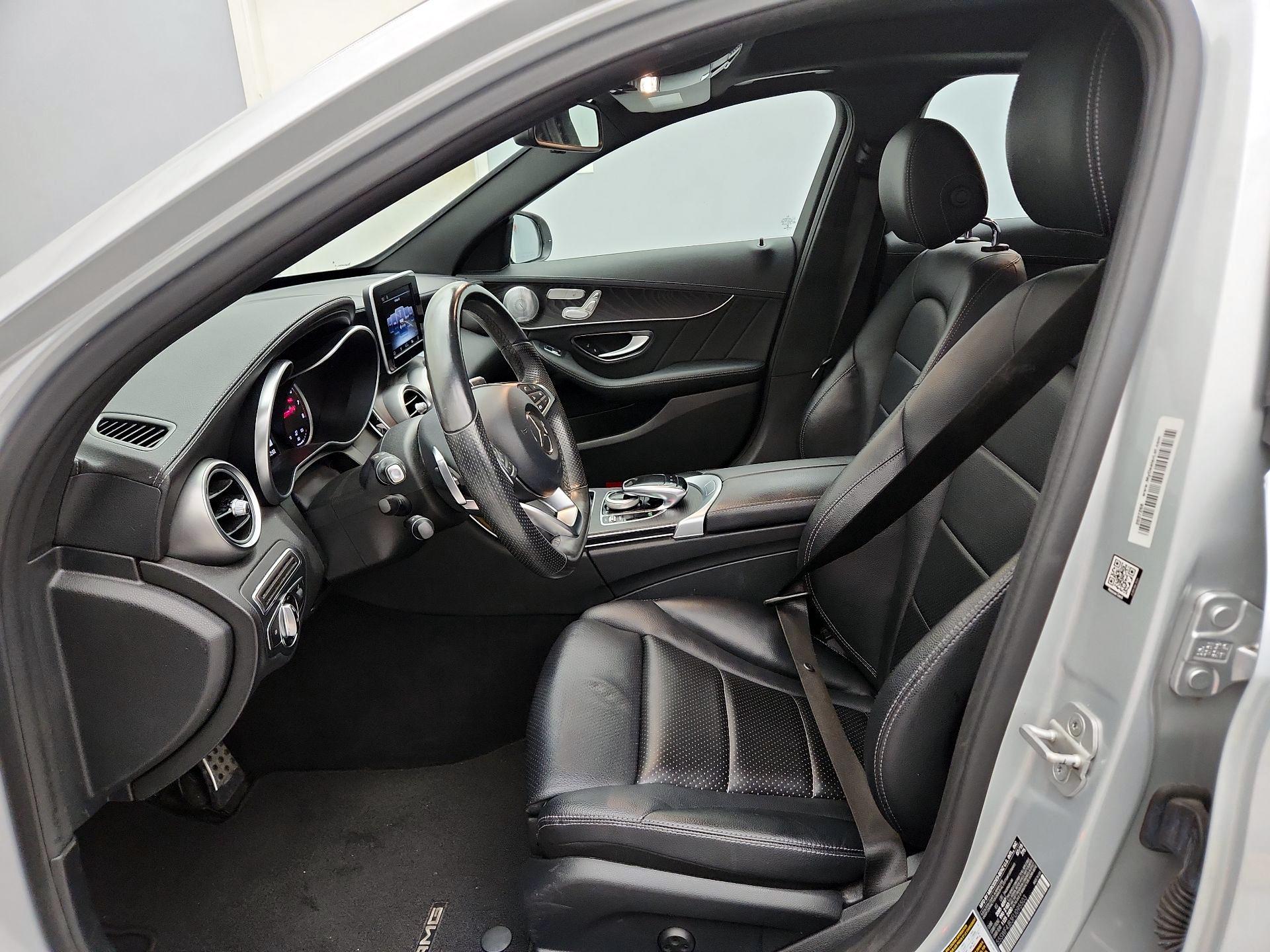 Thumbnail: 2015 Mercedes-Benz C-Class - 11